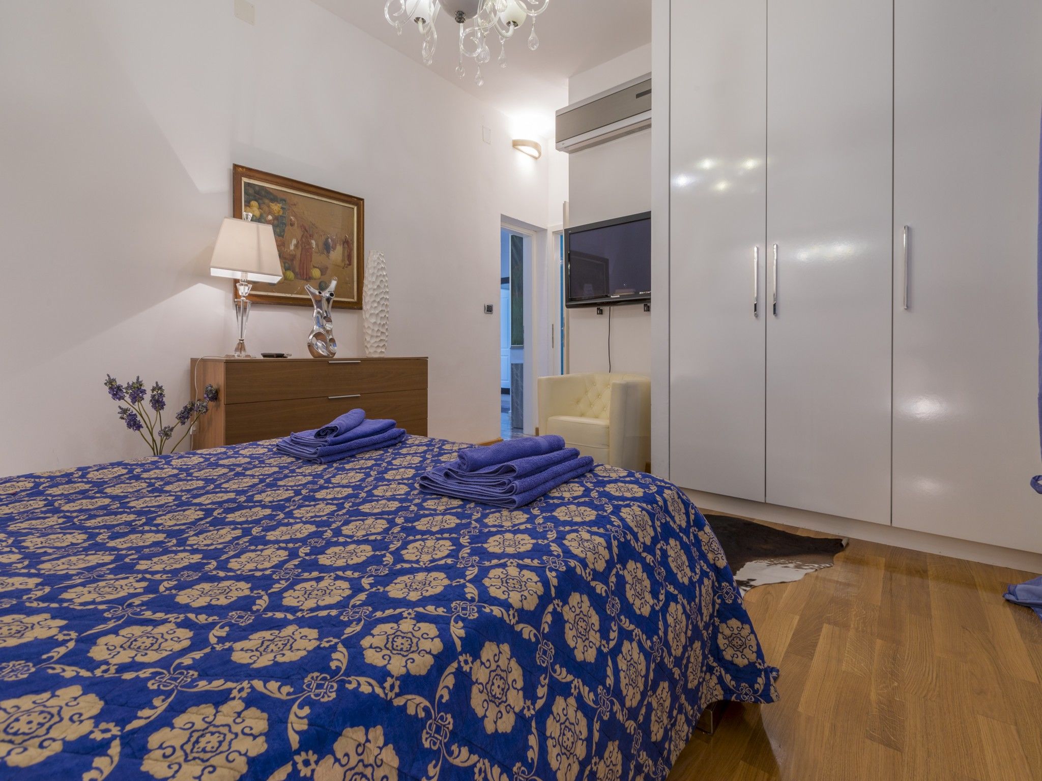 Apartment Sunny 62703-A1