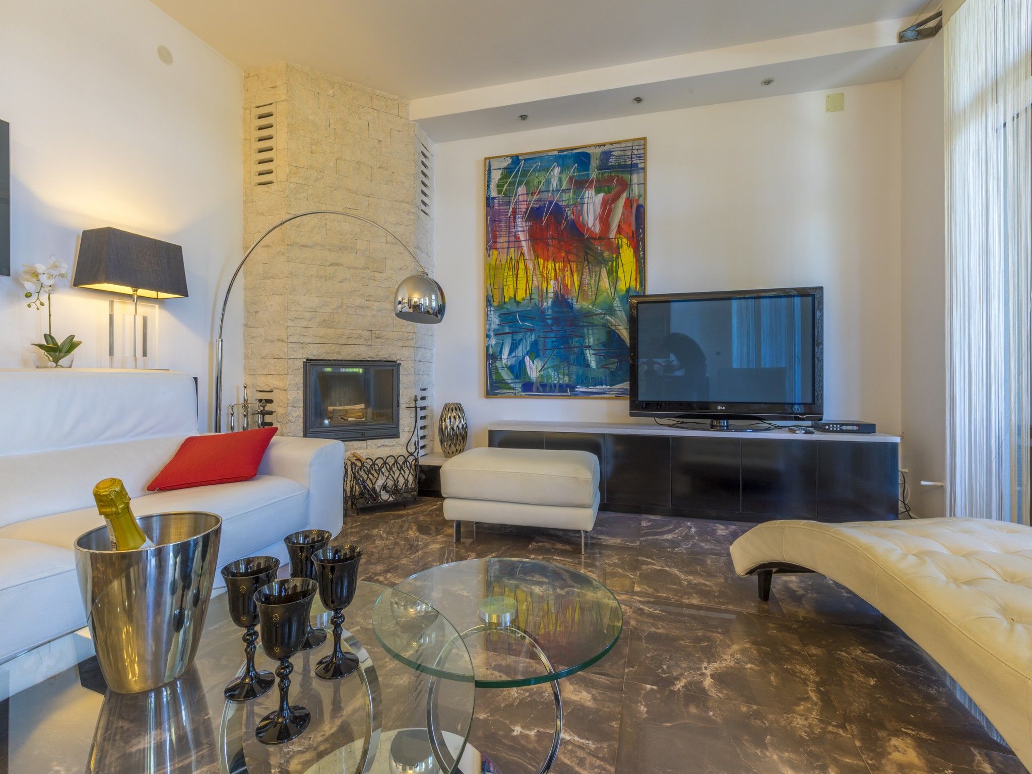 Apartment Sunny 62703-A1