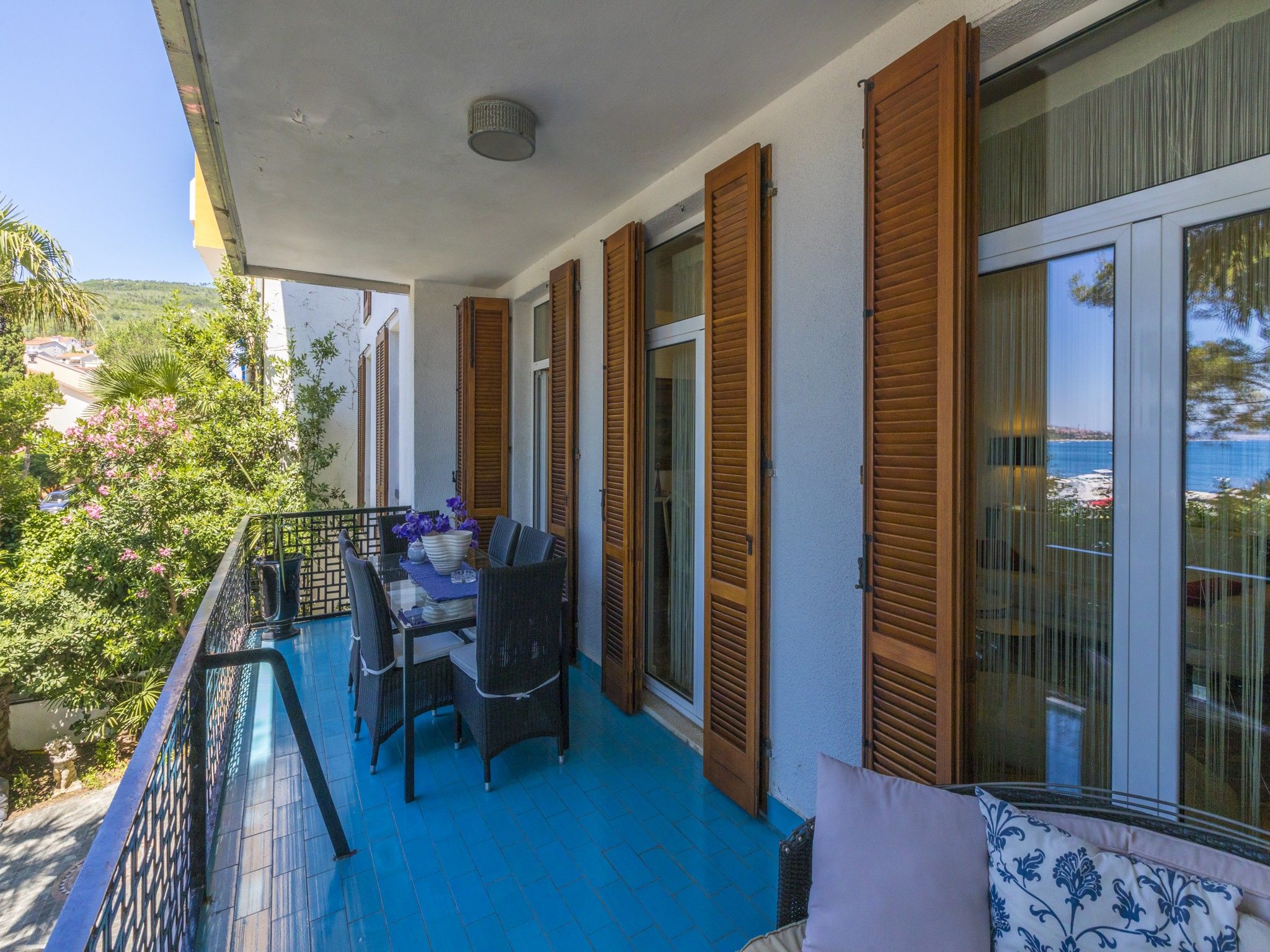 Apartment Sunny 62703-A1