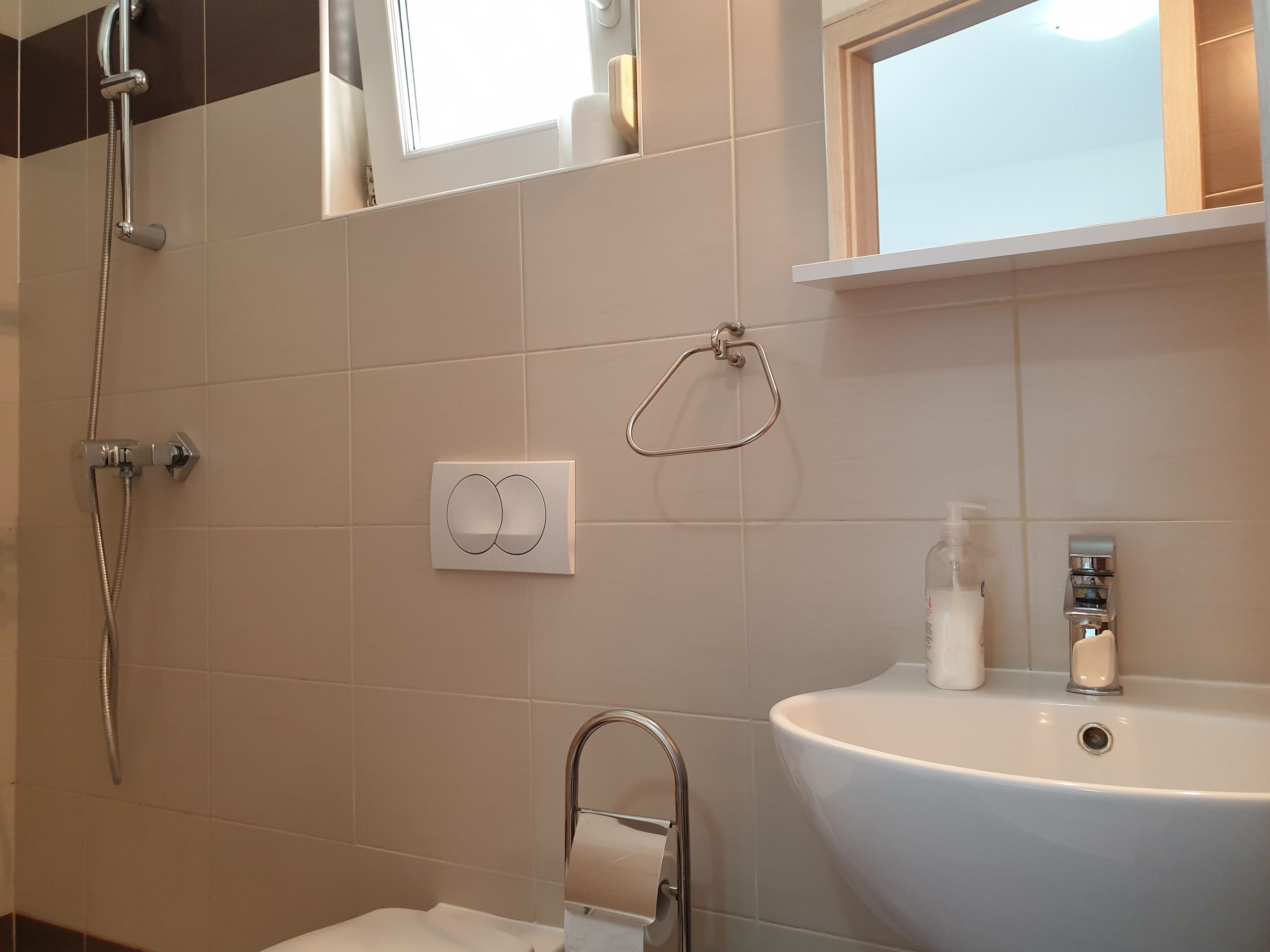 Apartments Rea 64381-A2