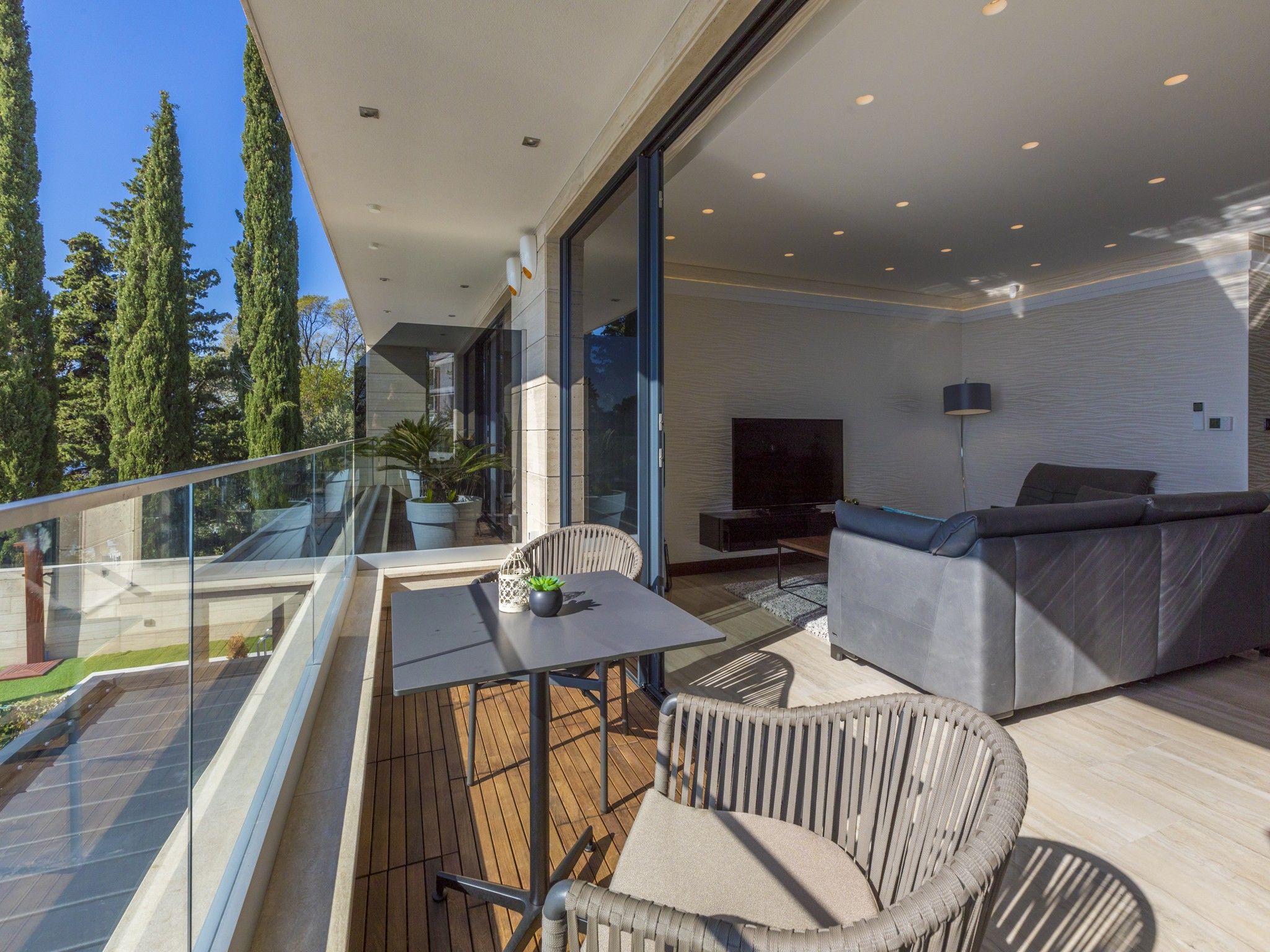 Apartments DEL MAR 3 74943-A1