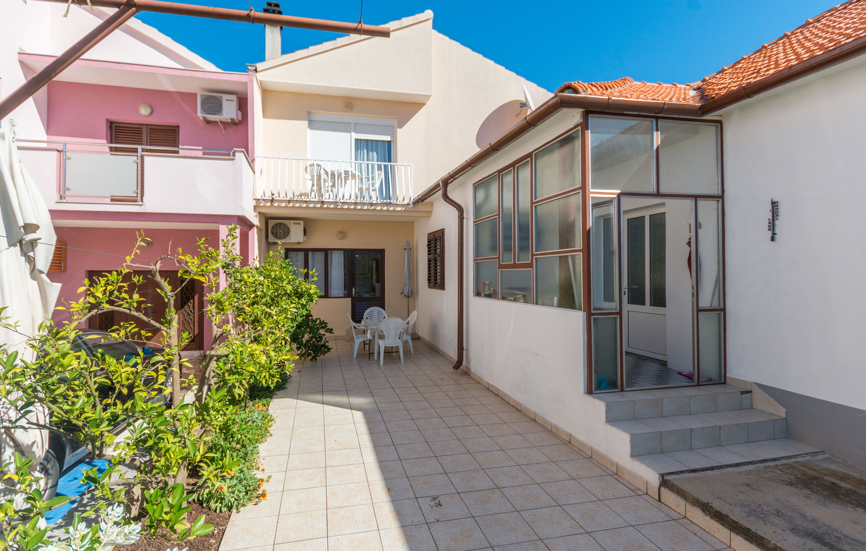 Apartments Mactra 14664-A1