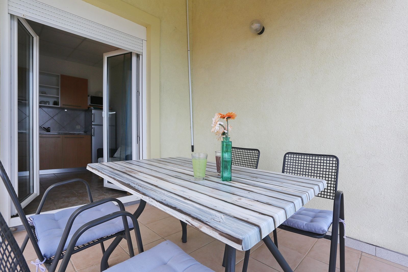 Apartments Vista 14665-A1