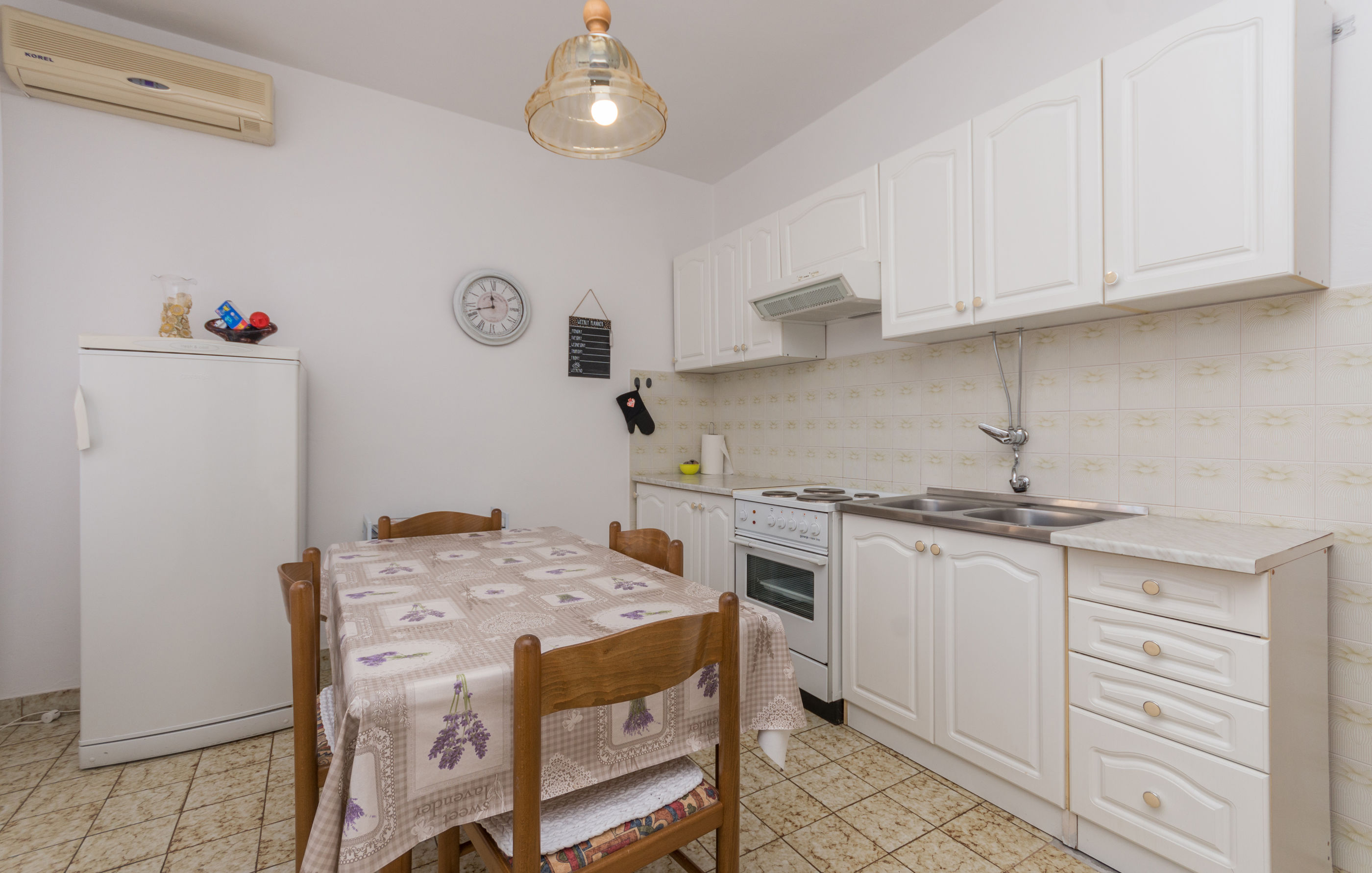 Apartments Mactra 14664-A1