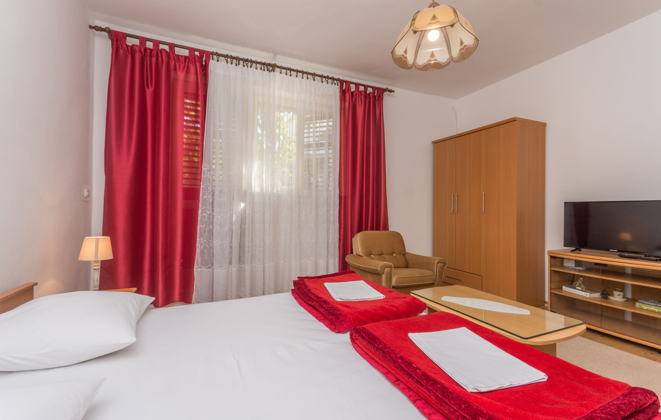 Apartments Mactra 14664-A1