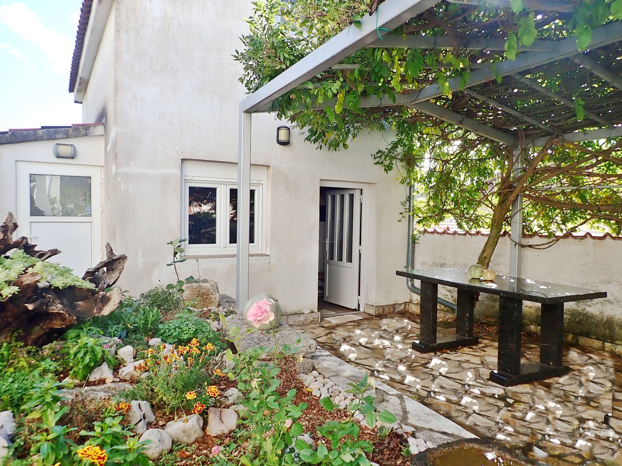 Apartment Ana 60682-A1