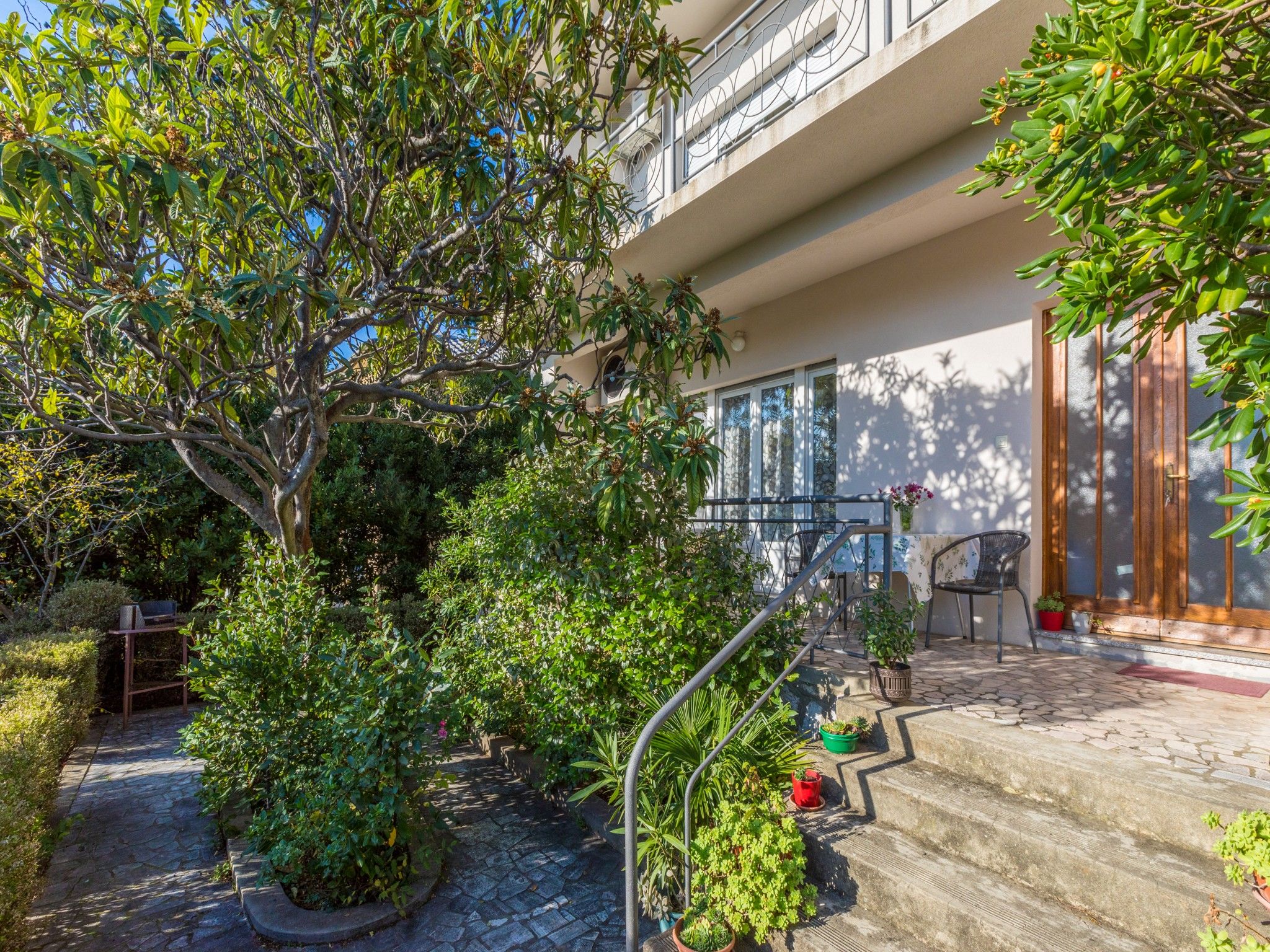 Apartments Drago 75251-A1