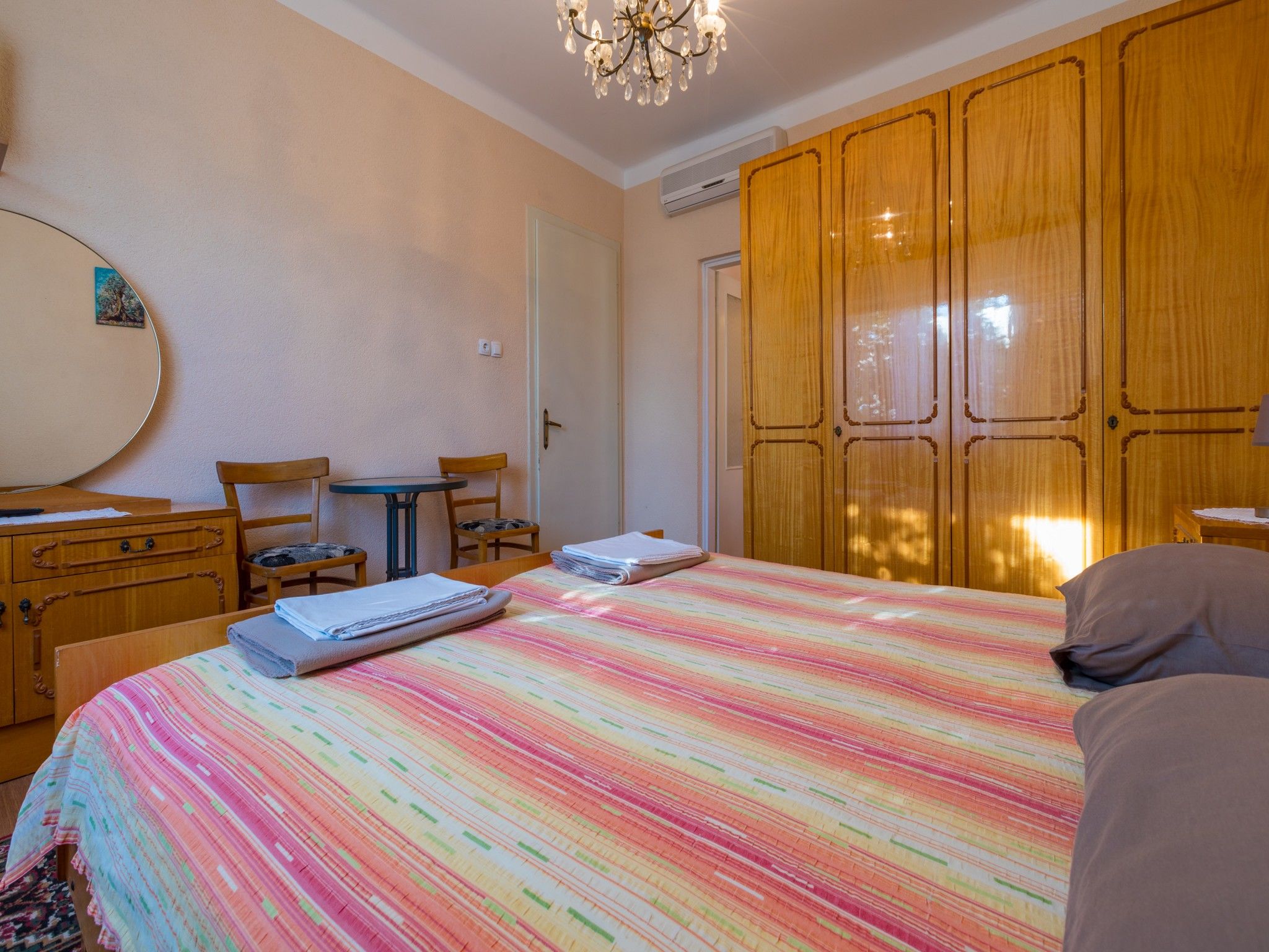 Apartments Drago 75251-A1
