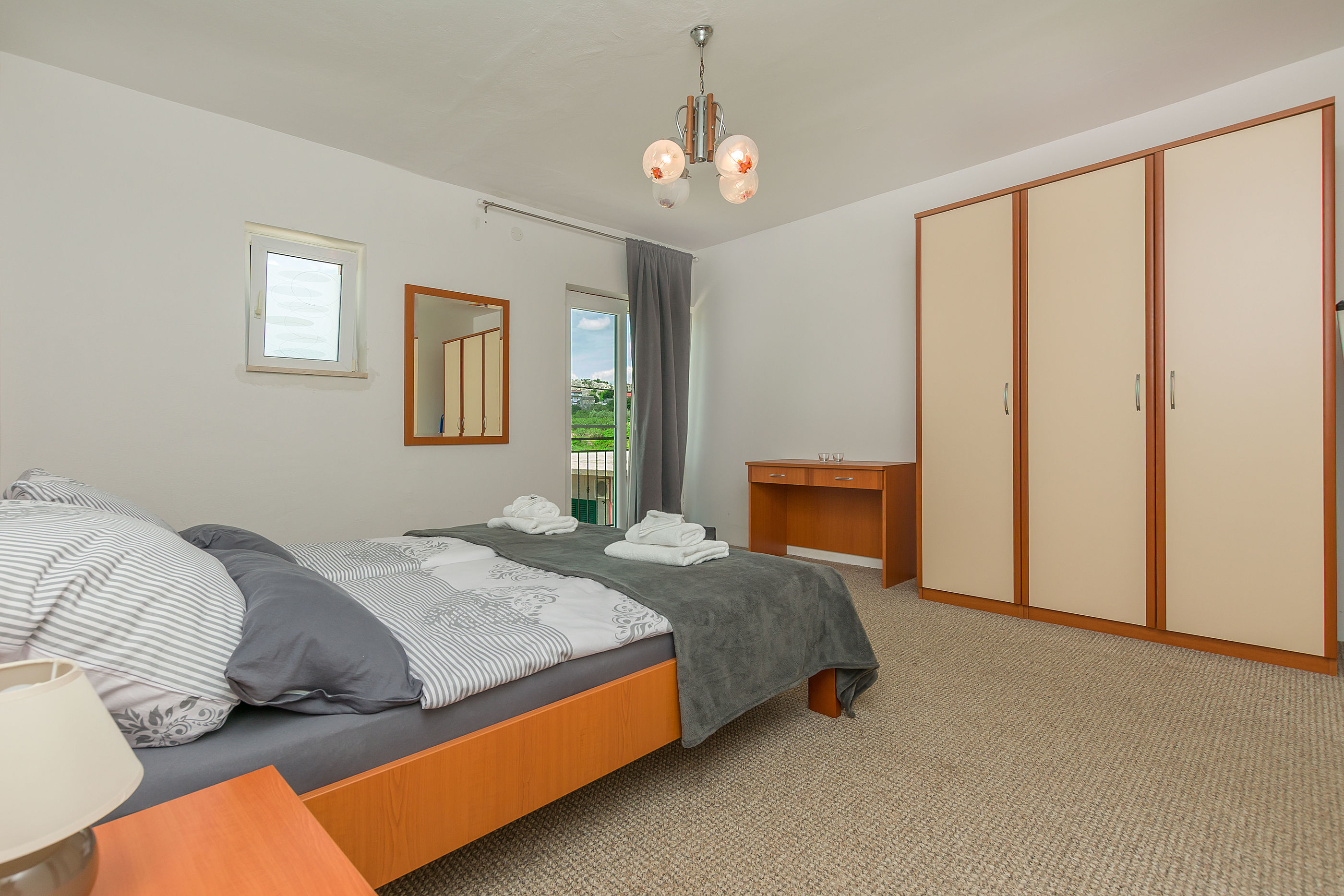 House Cattleya 67281-K1