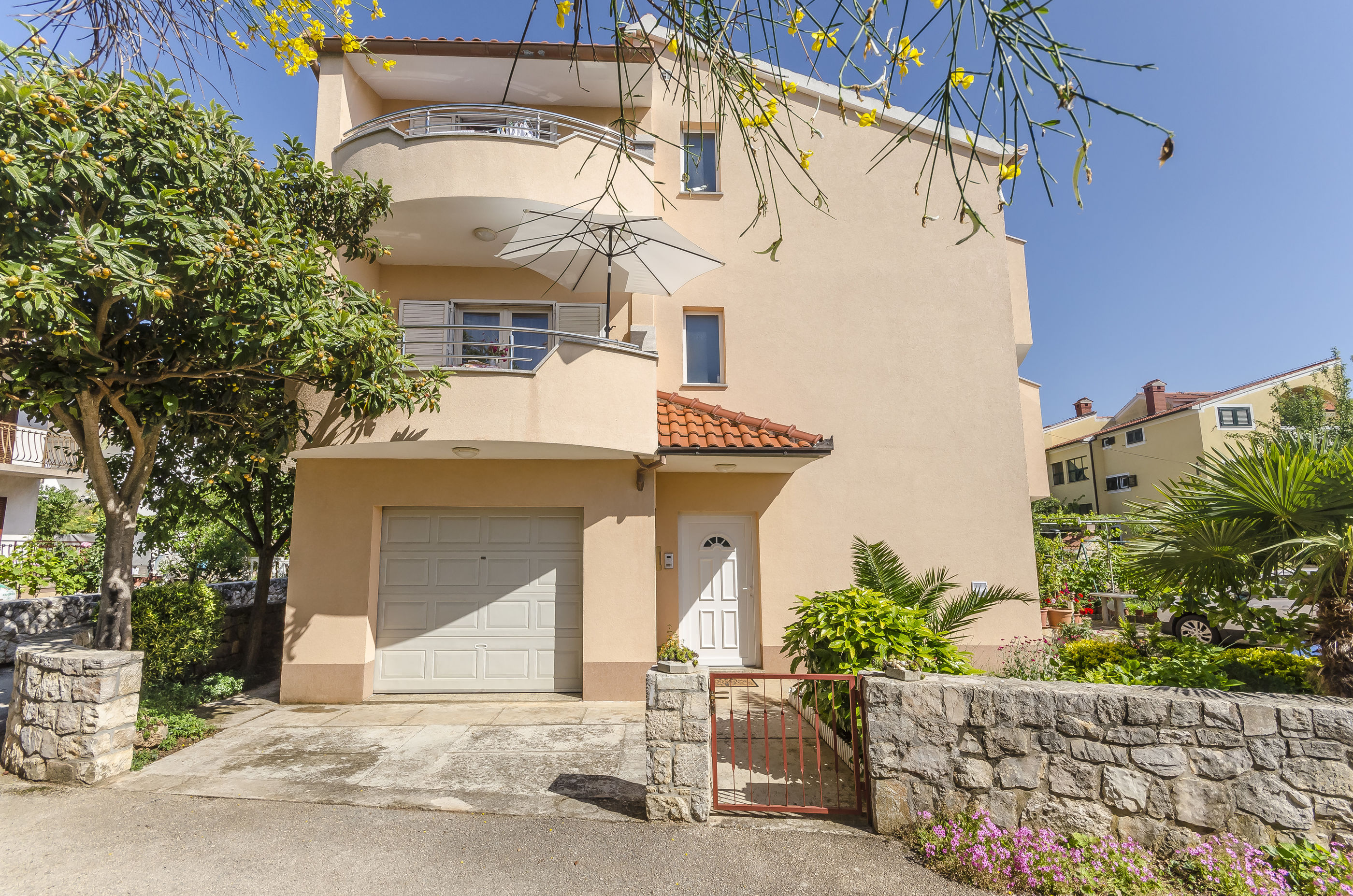 Apartments Bella Vista 67571-A2