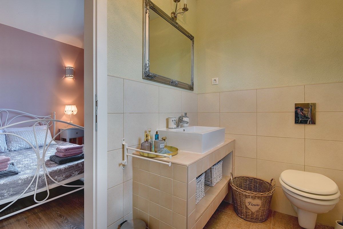 Villa Ari 74018-K1