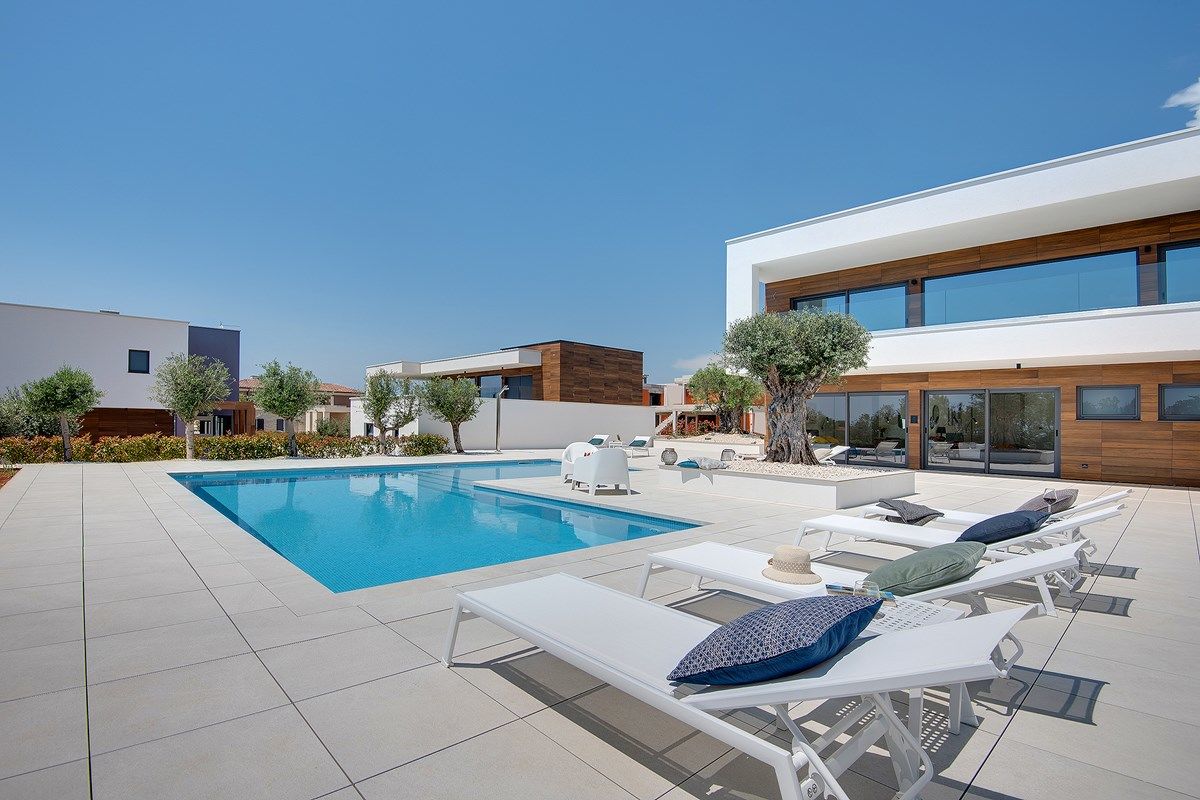 Villa Old Olive VIII 74062-K1
