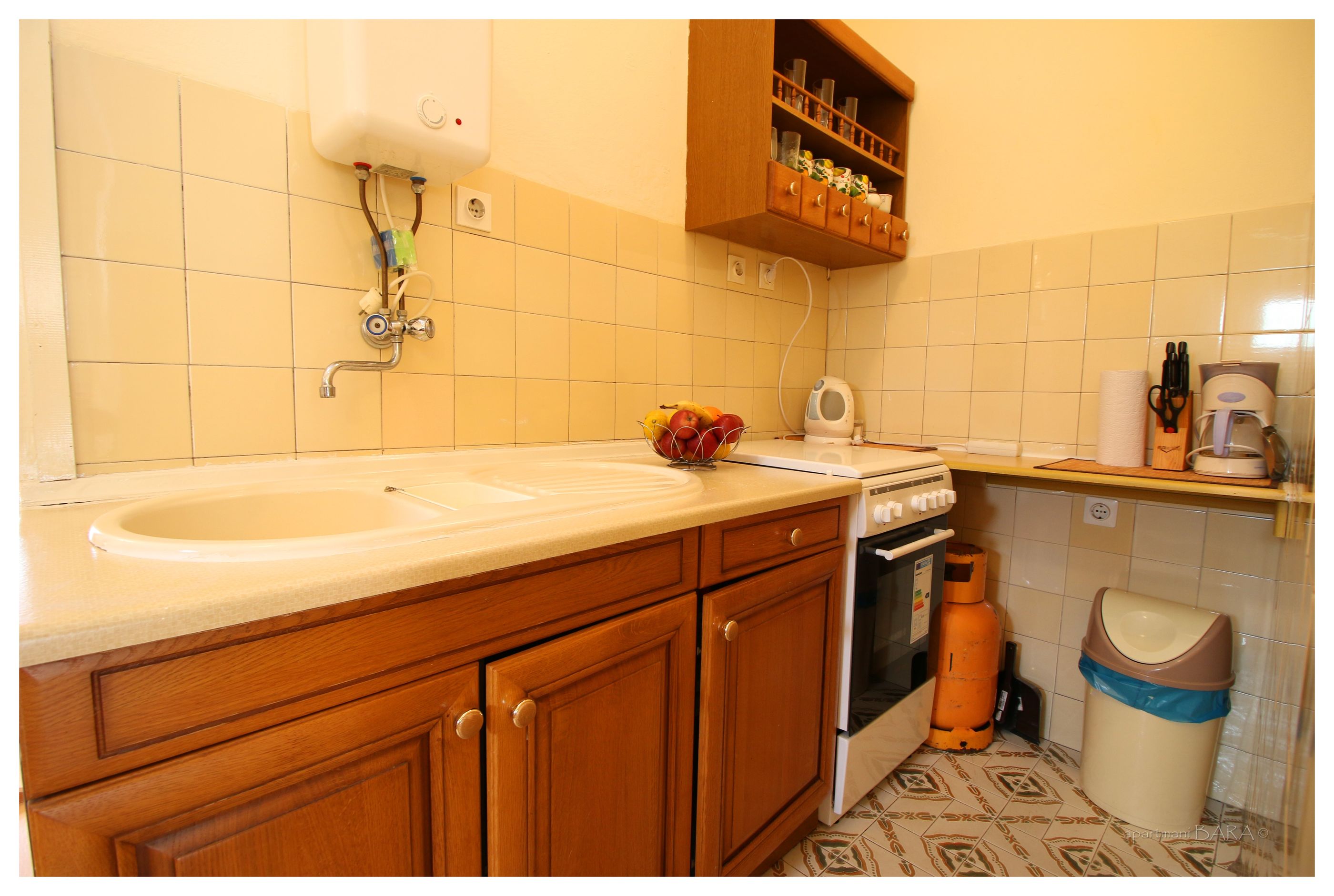 Apartments and Room Janja 50381-A3