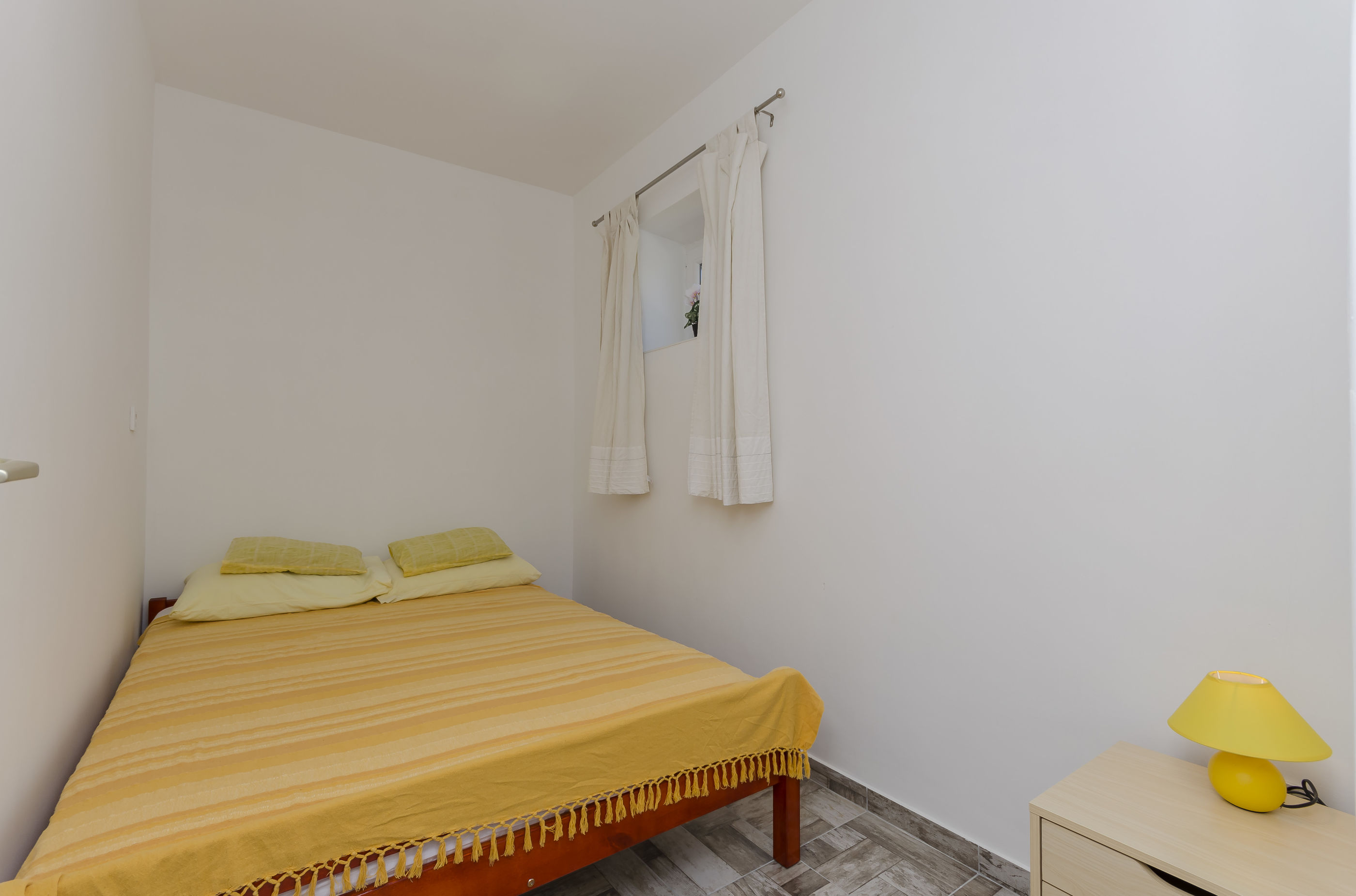 Apartments Mila II 67781-A3