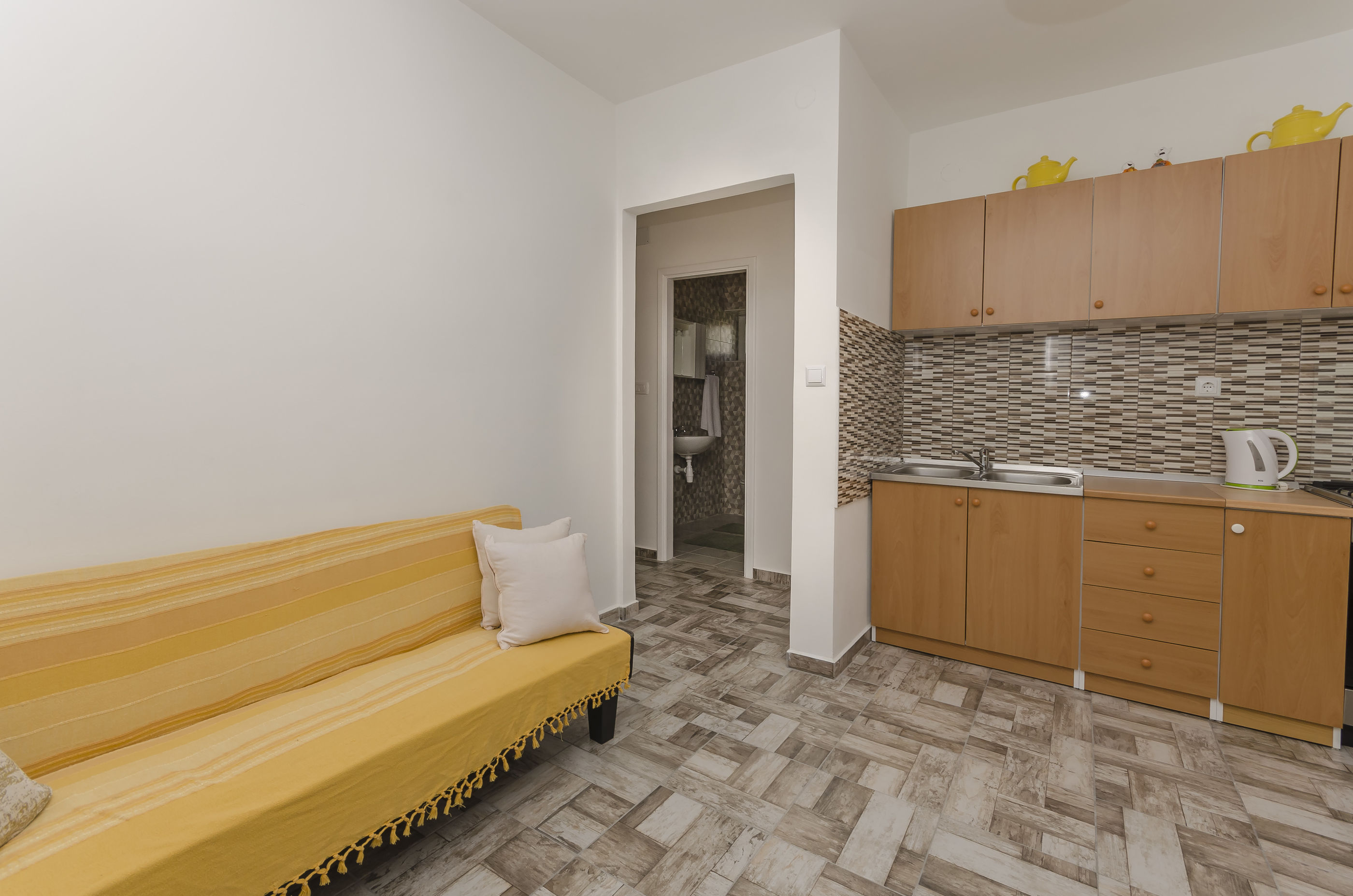 Apartments Mila II 67781-A4