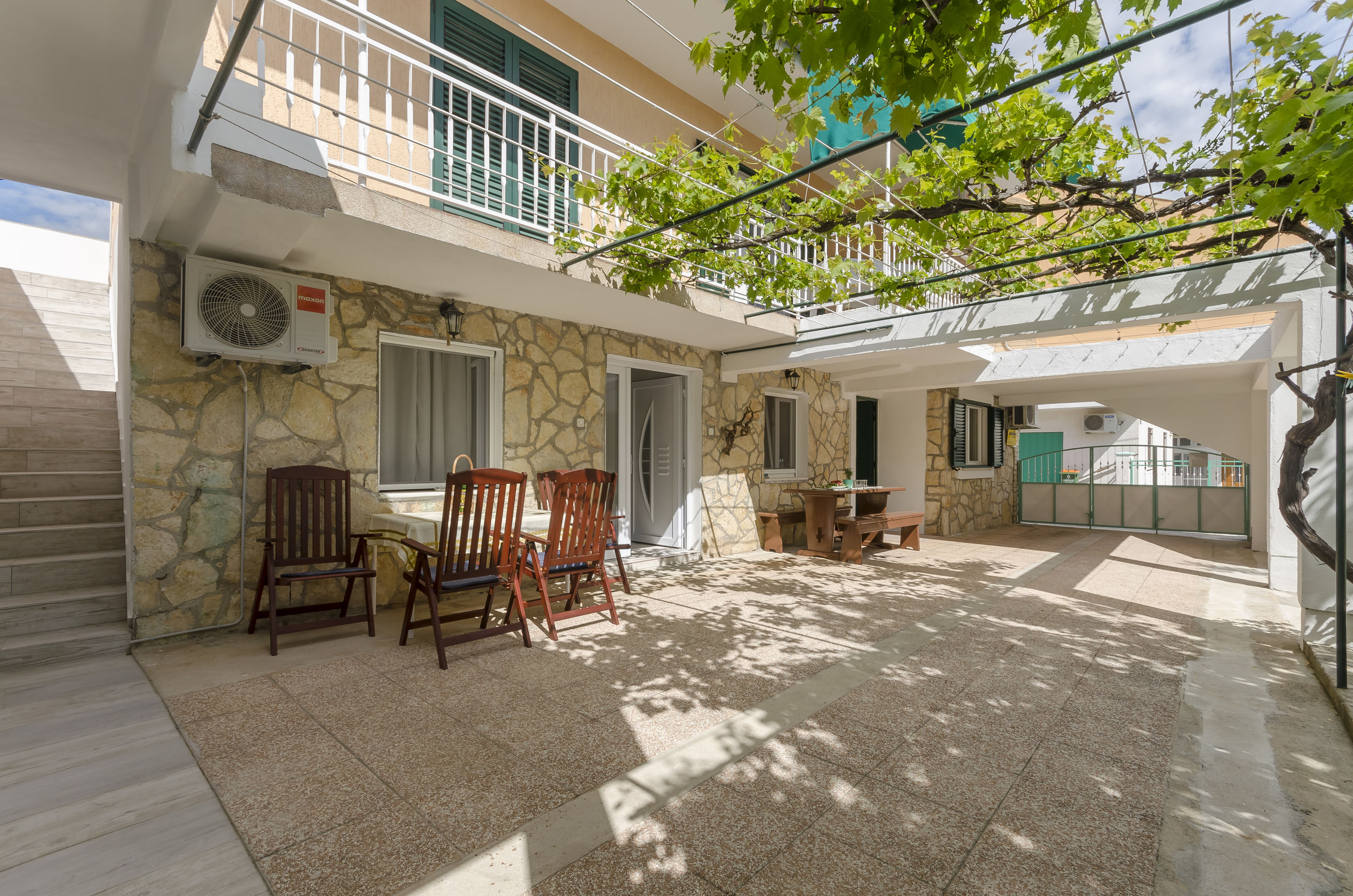 Apartments Mila II 67781-A1