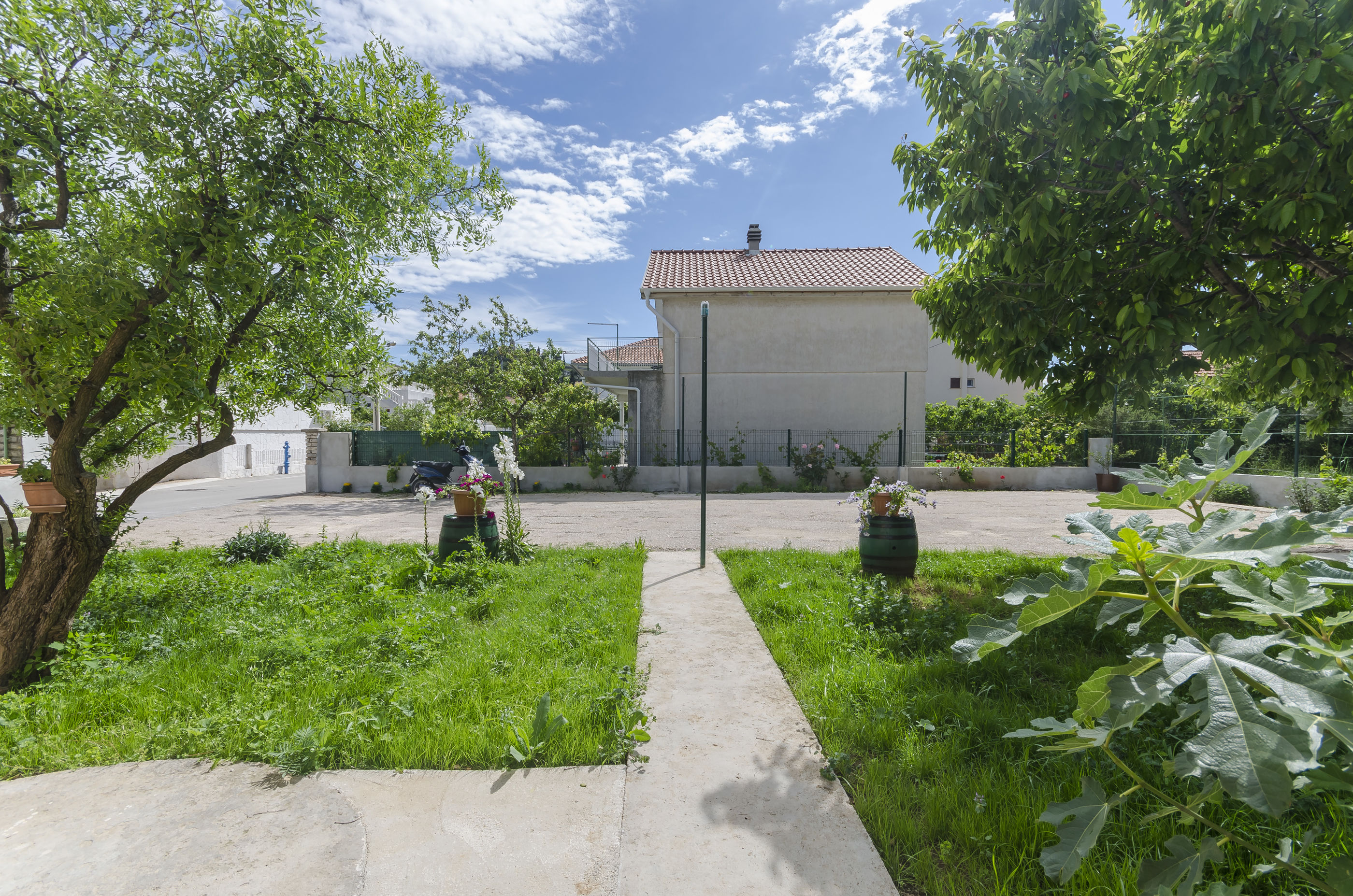 Apartments Mila II 67781-A1