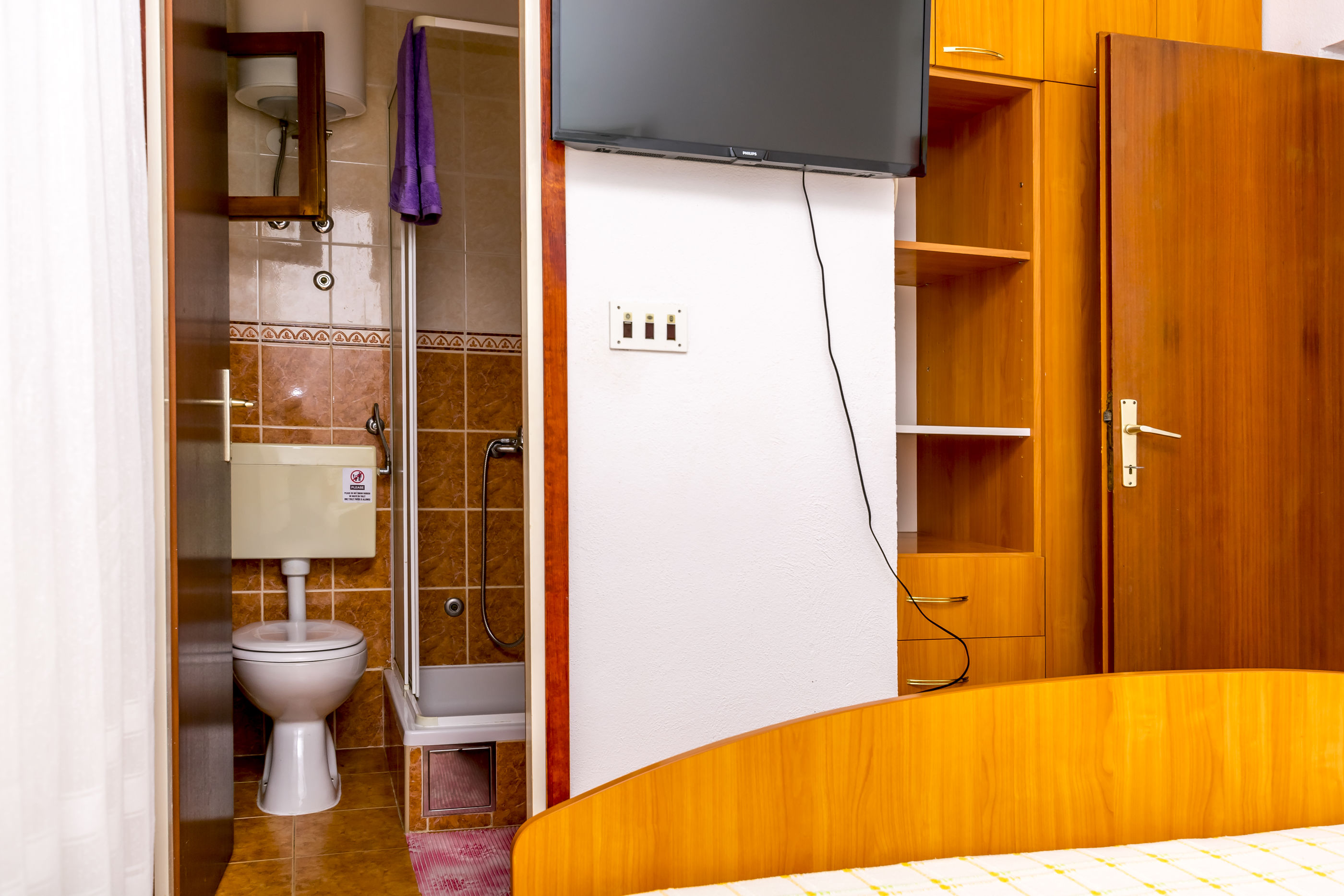 Apartments Božo 68311-A1