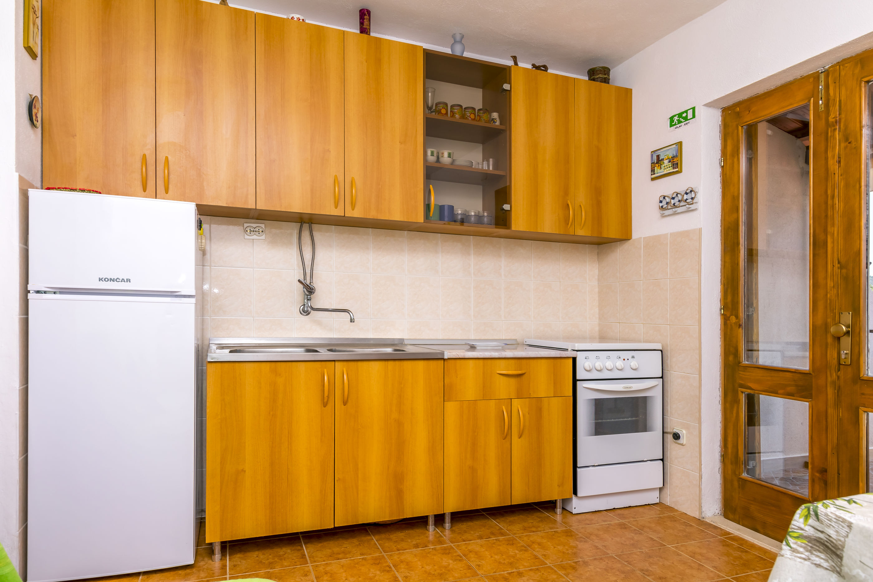 Apartments Božo 68311-A1