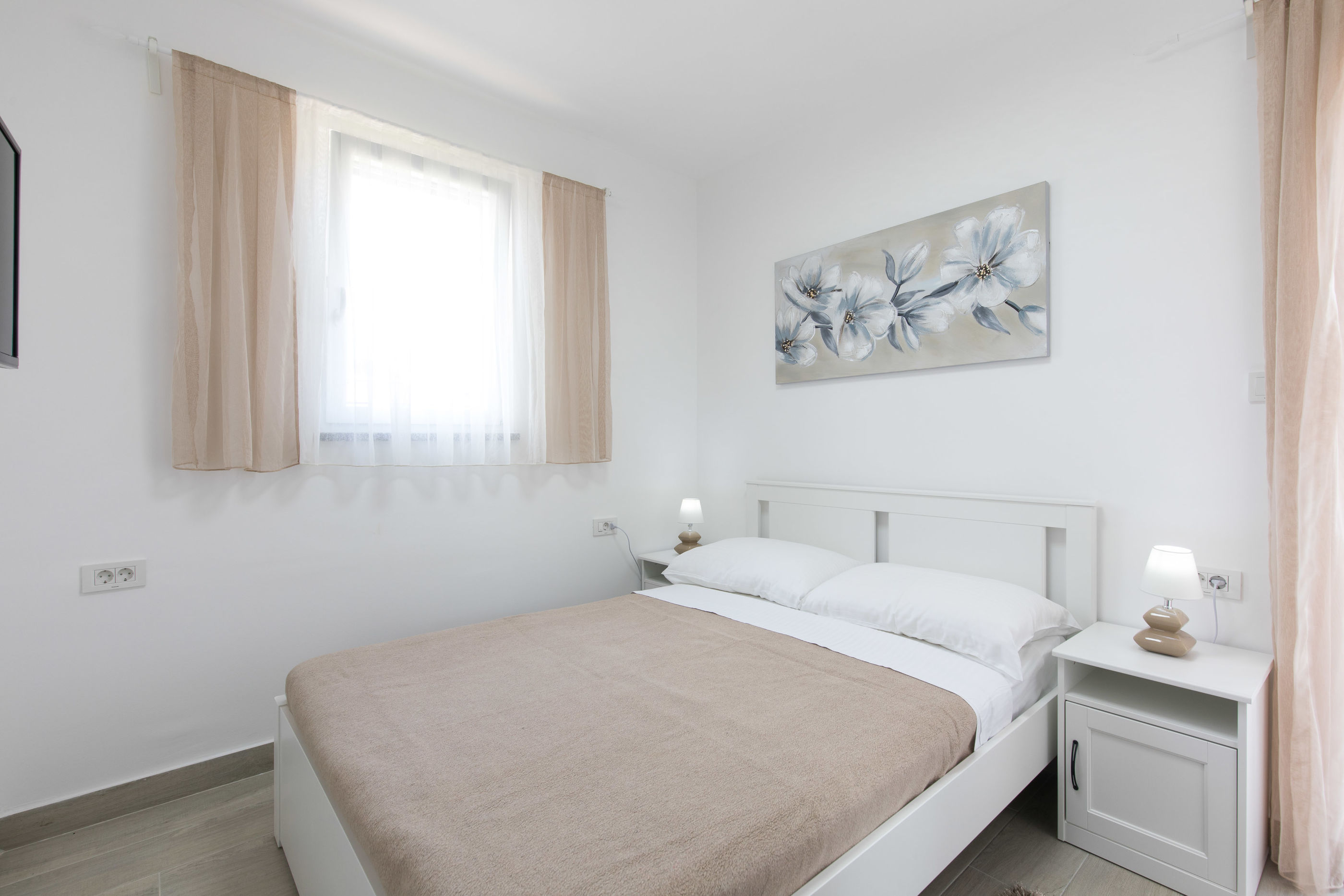 House Tereza 62155-A1