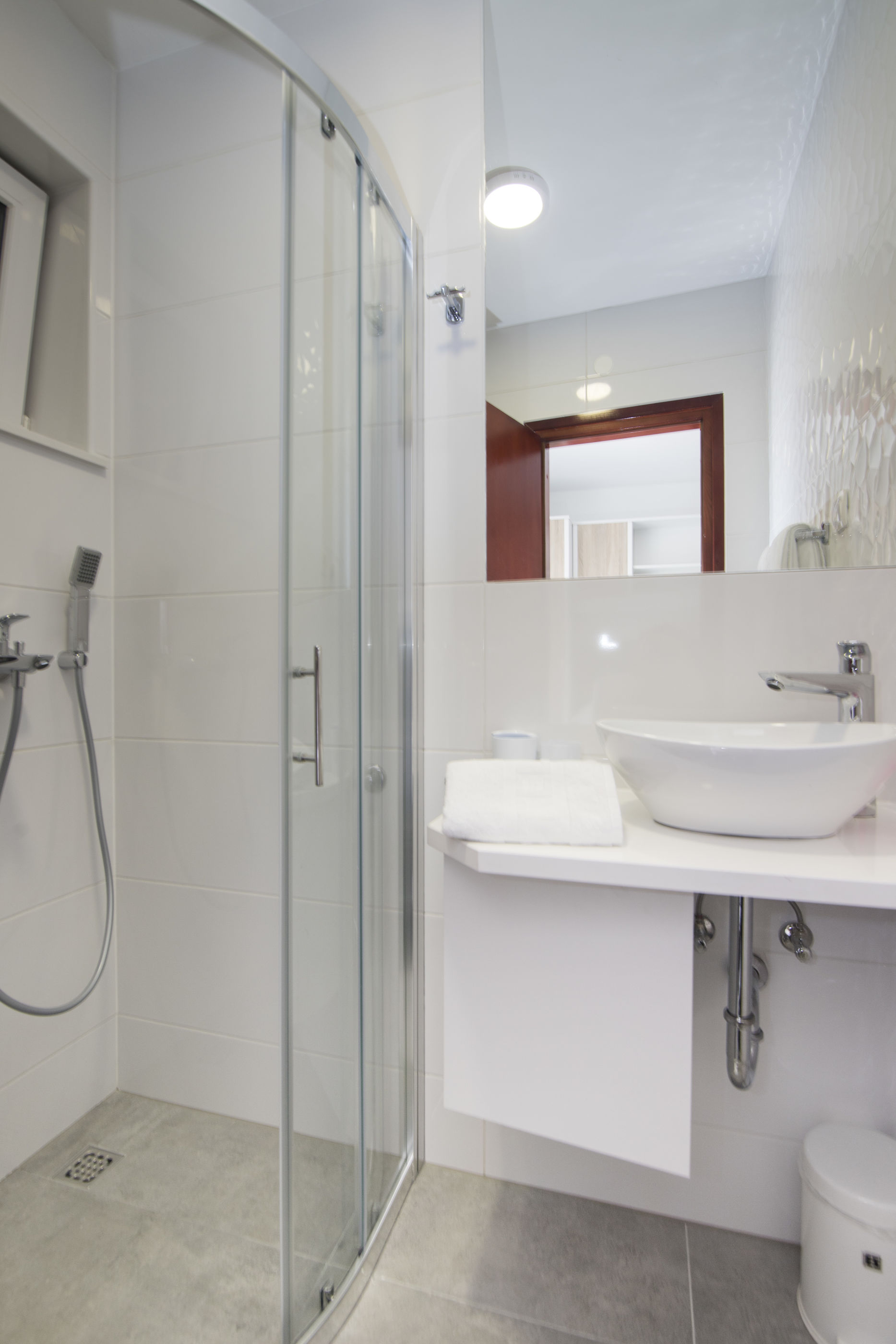Apartments and Rooms Kapulica 65711-A1