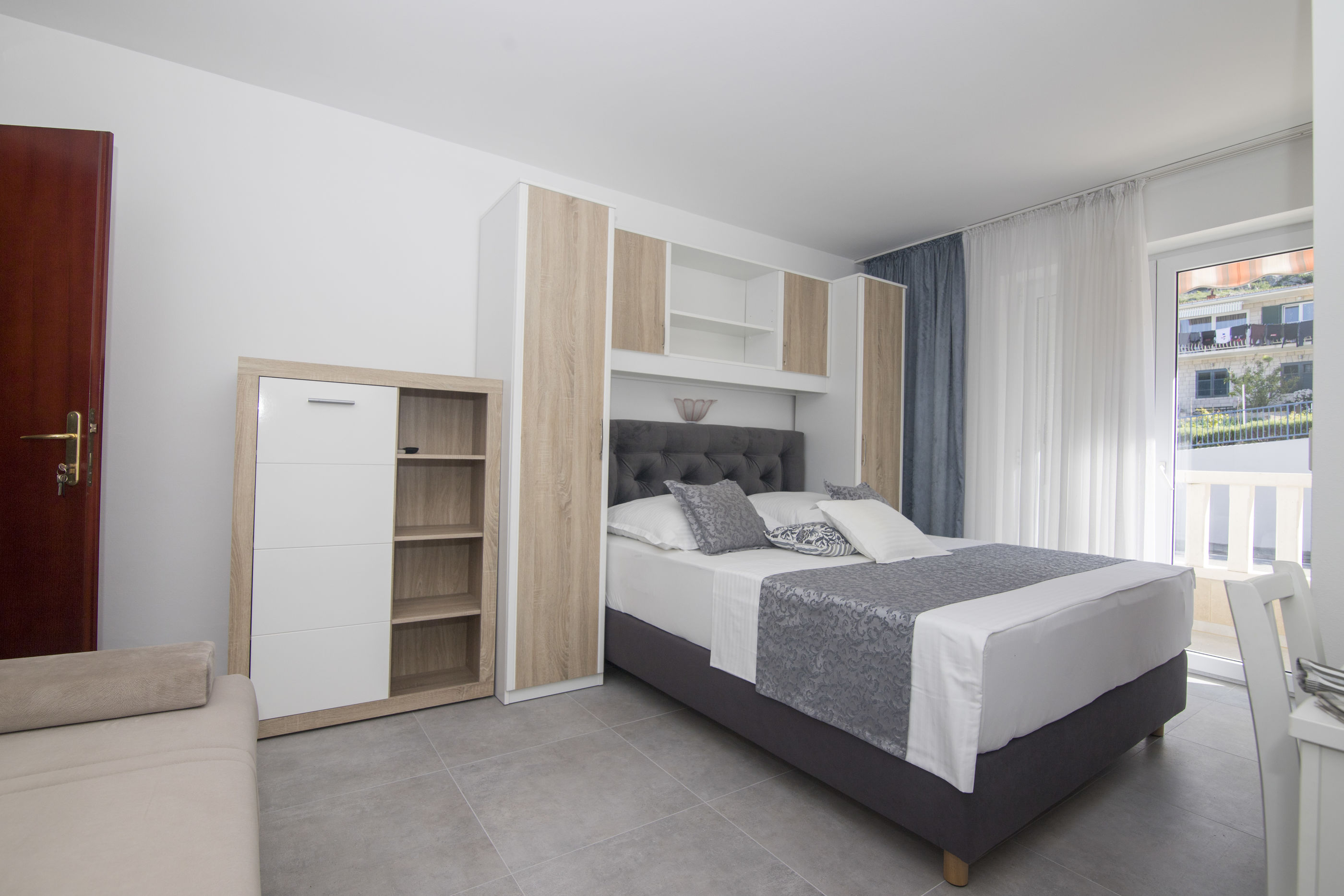 Apartments and Rooms Kapulica 65711-A1