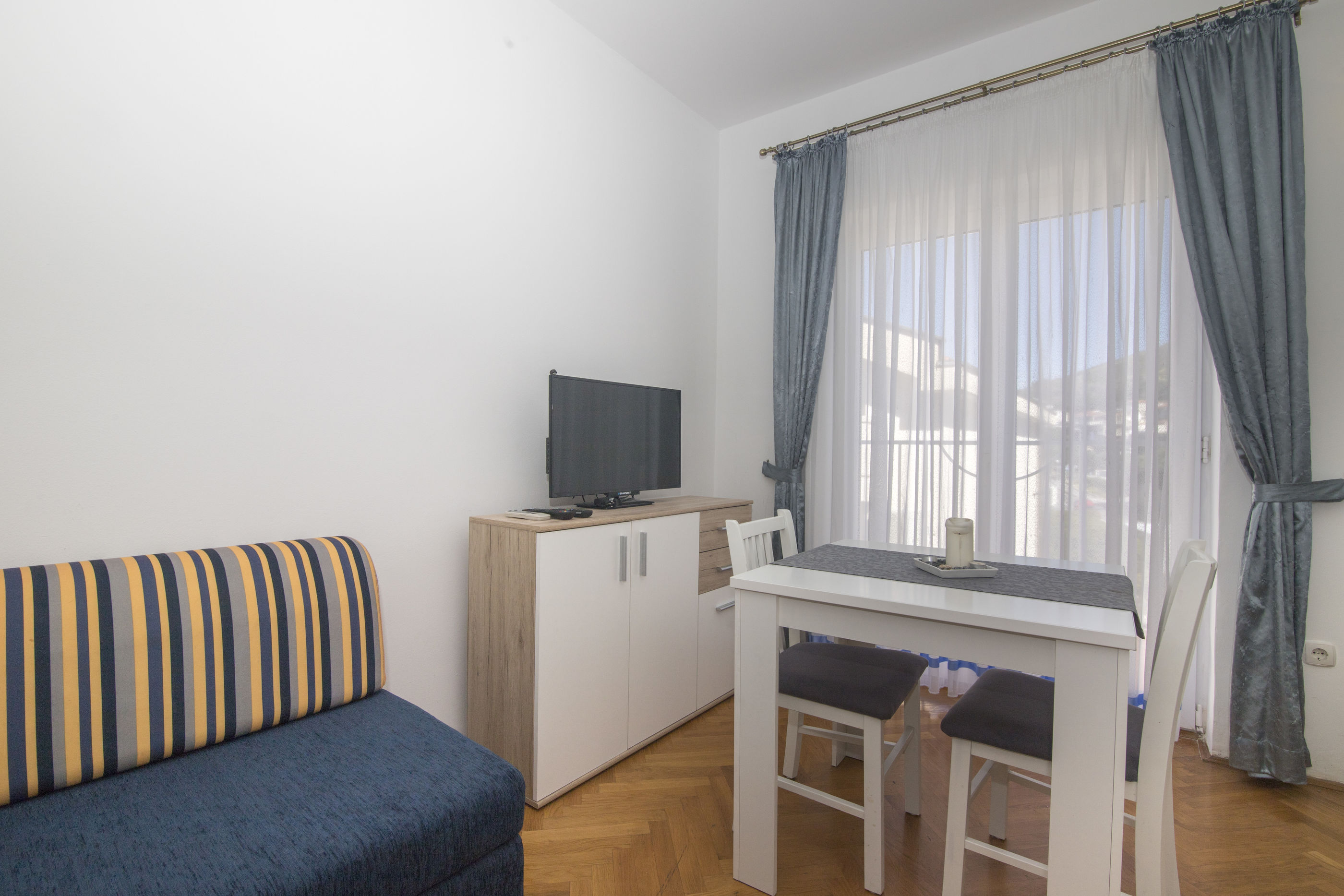 Apartments and Rooms Kapulica 65711-A5