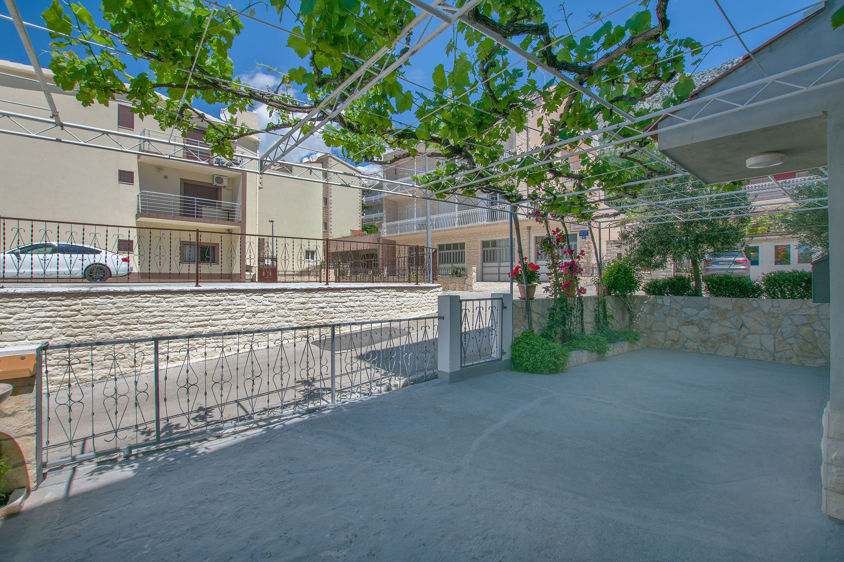 Apartment Anica 68971-A1