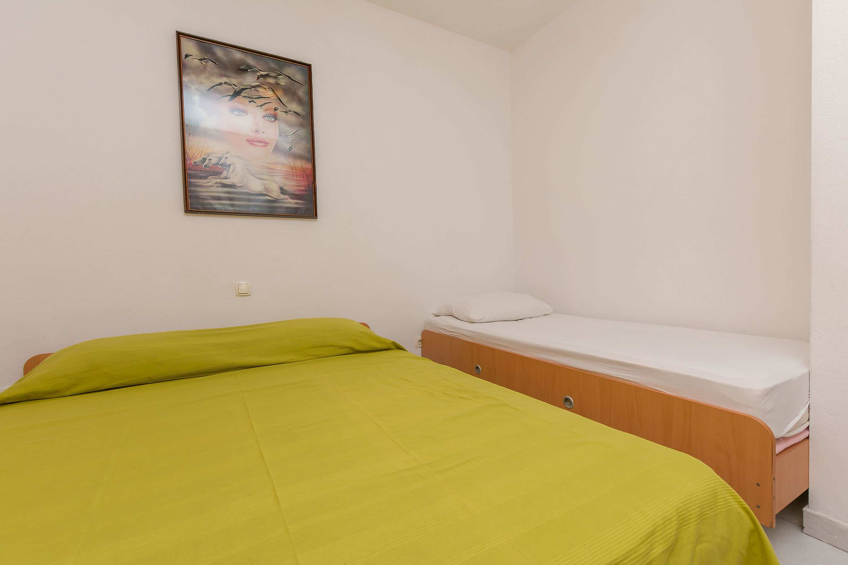 Apartments Mate 58841-A3