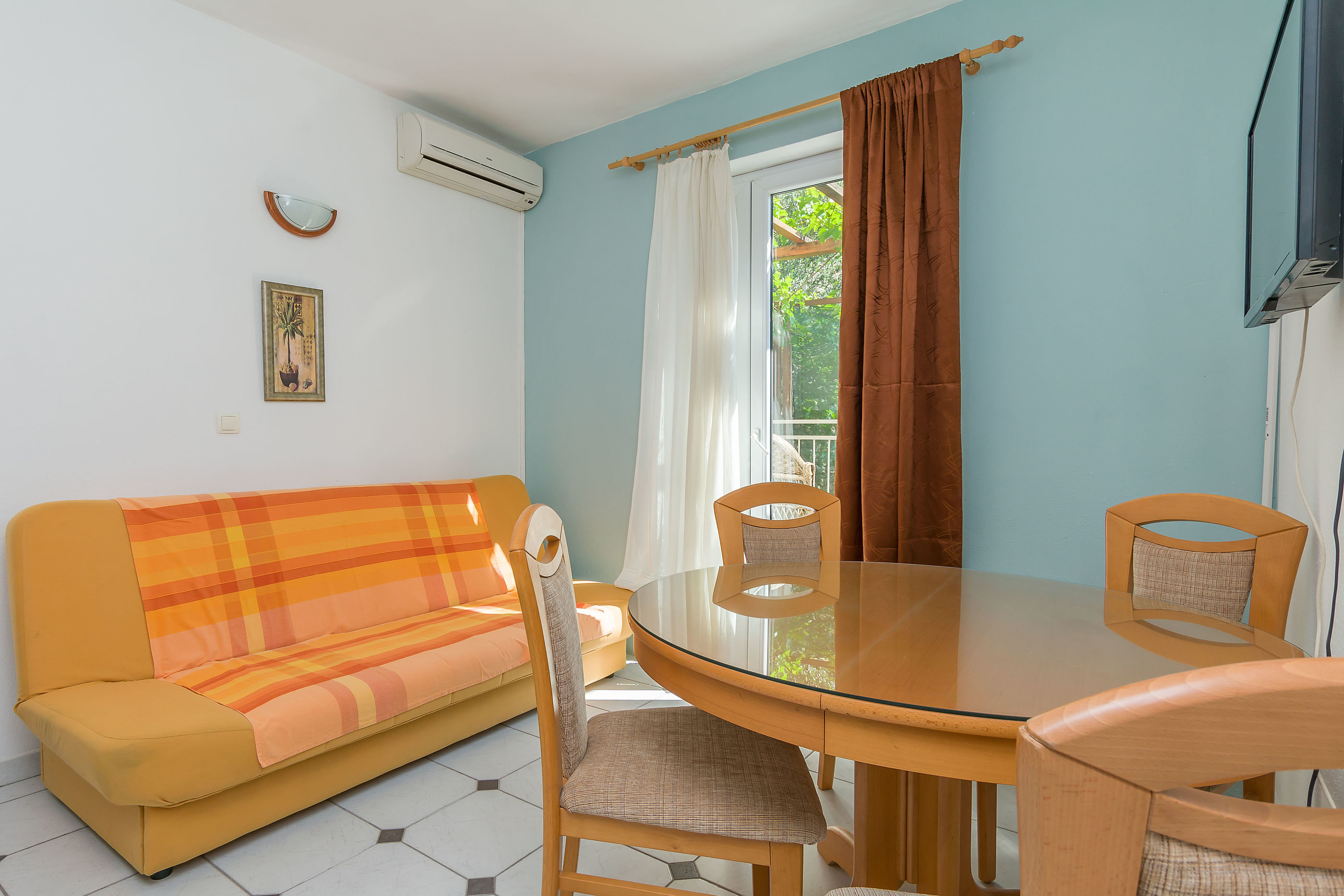 Apartments Mate 58841-A3