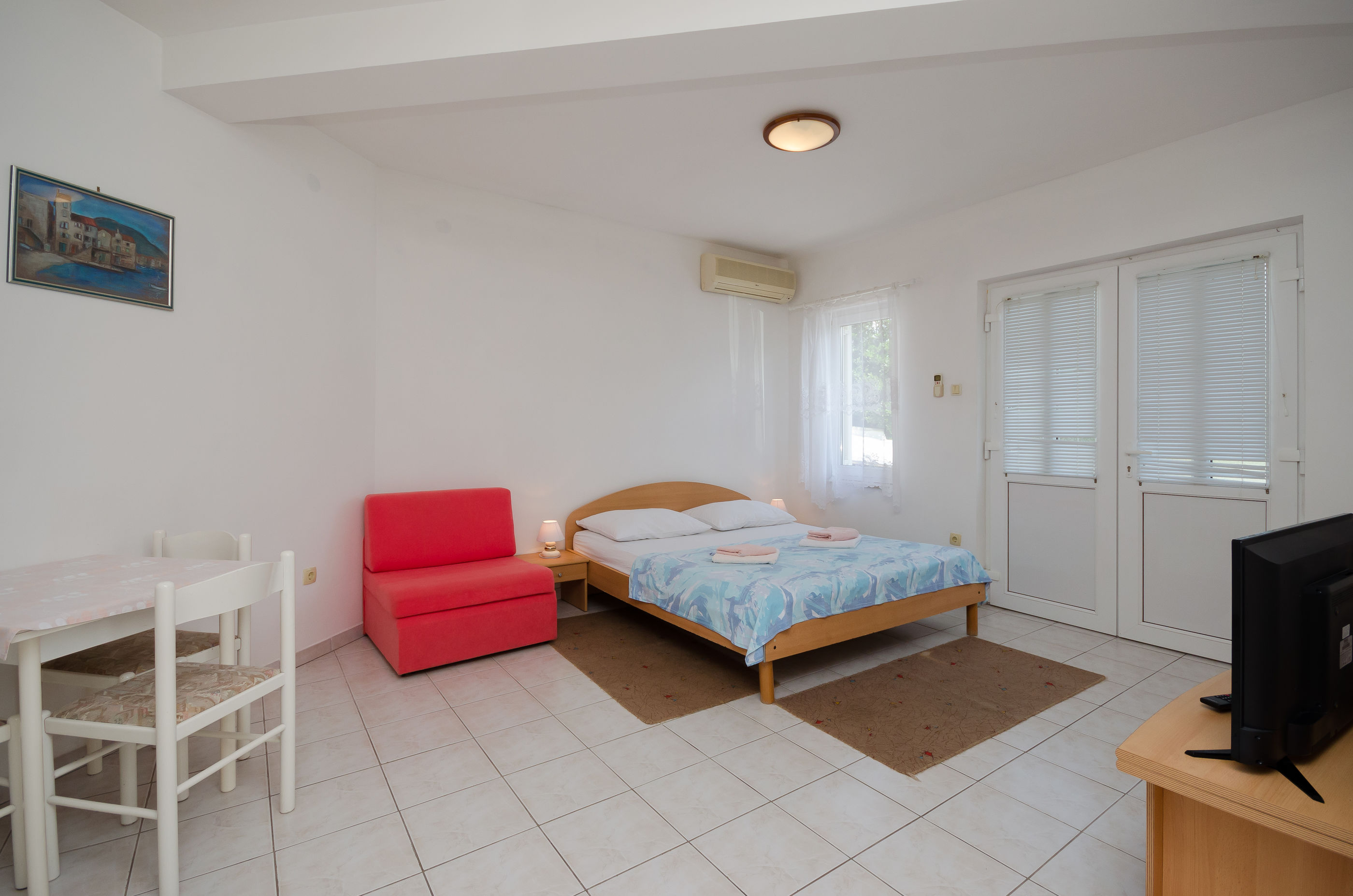 Apartments Branimir 64221-A2