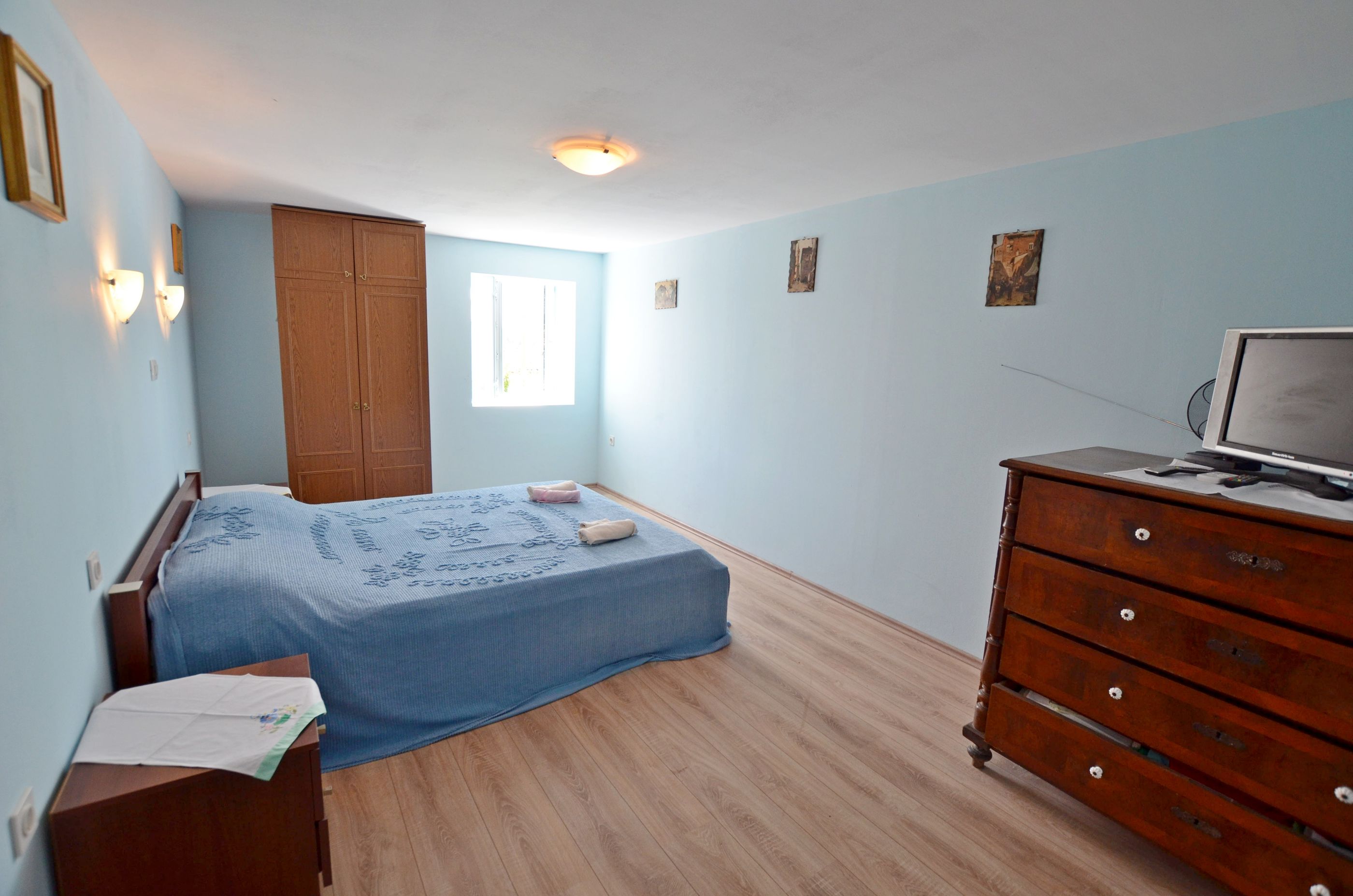 House Biserka 69801-A1
