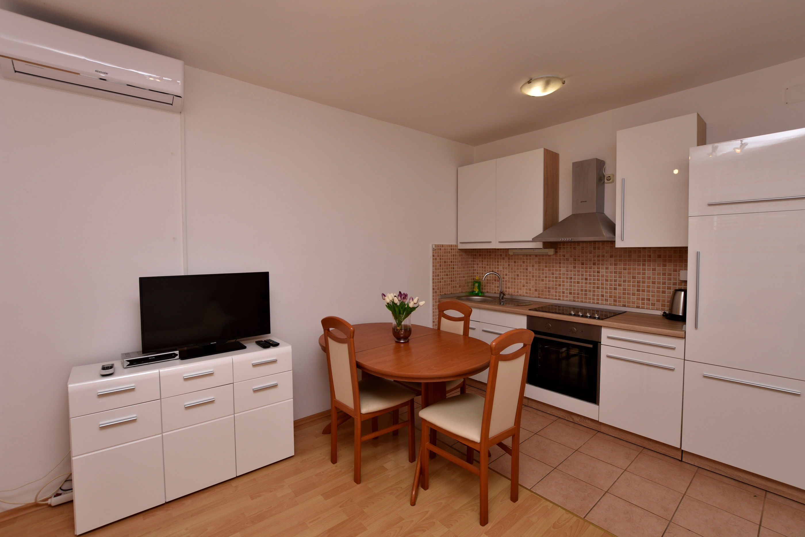 Apartment Tome 41344-A1