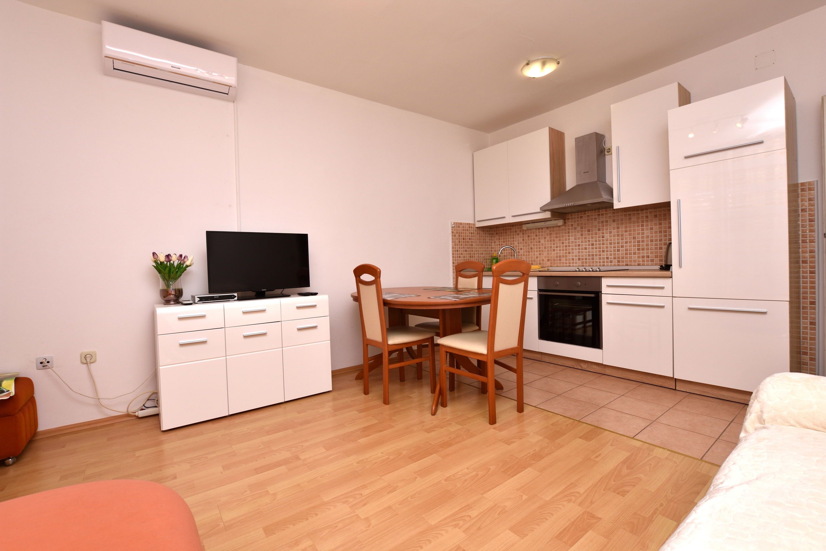 Apartment Tome 41344-A1