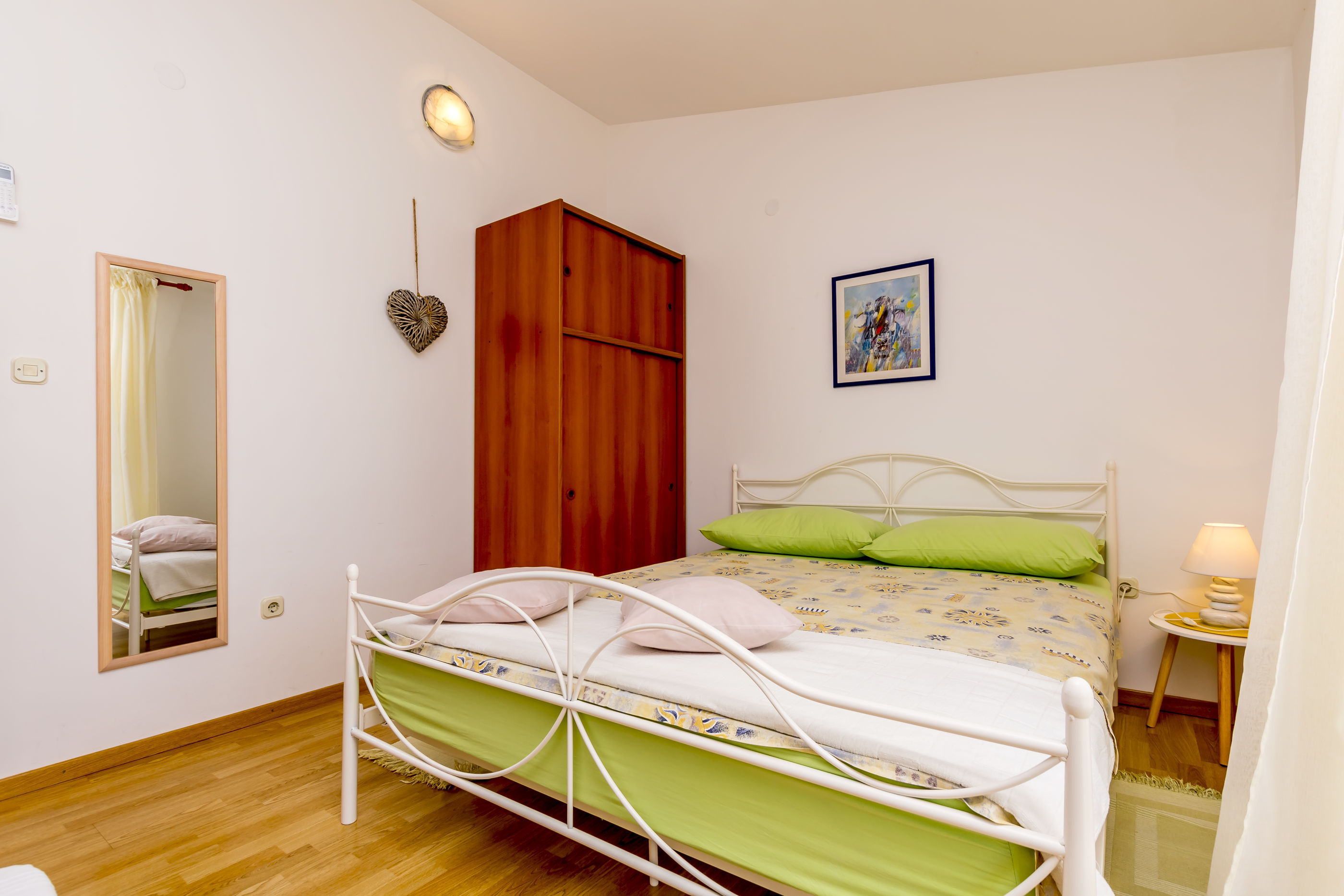 Apartments Berislav 22721-A1