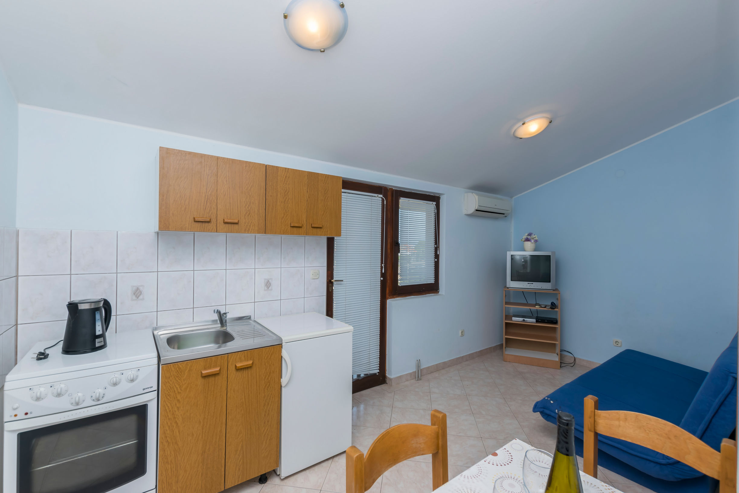 Apartments Božo 68871-A1