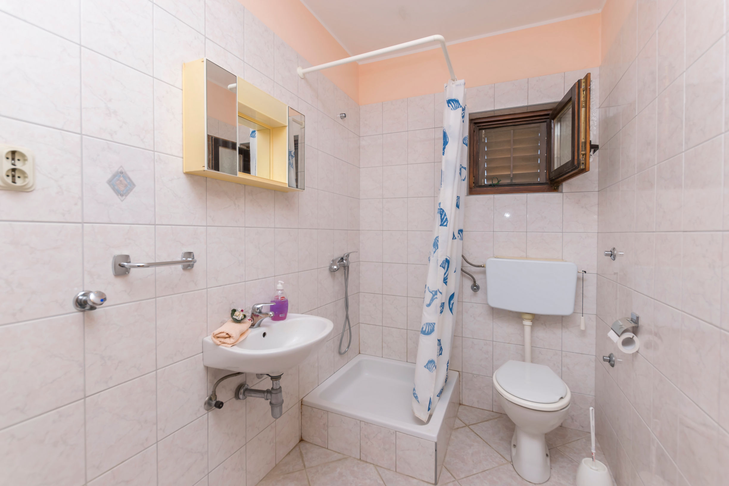 Apartments Božo 68871-A2
