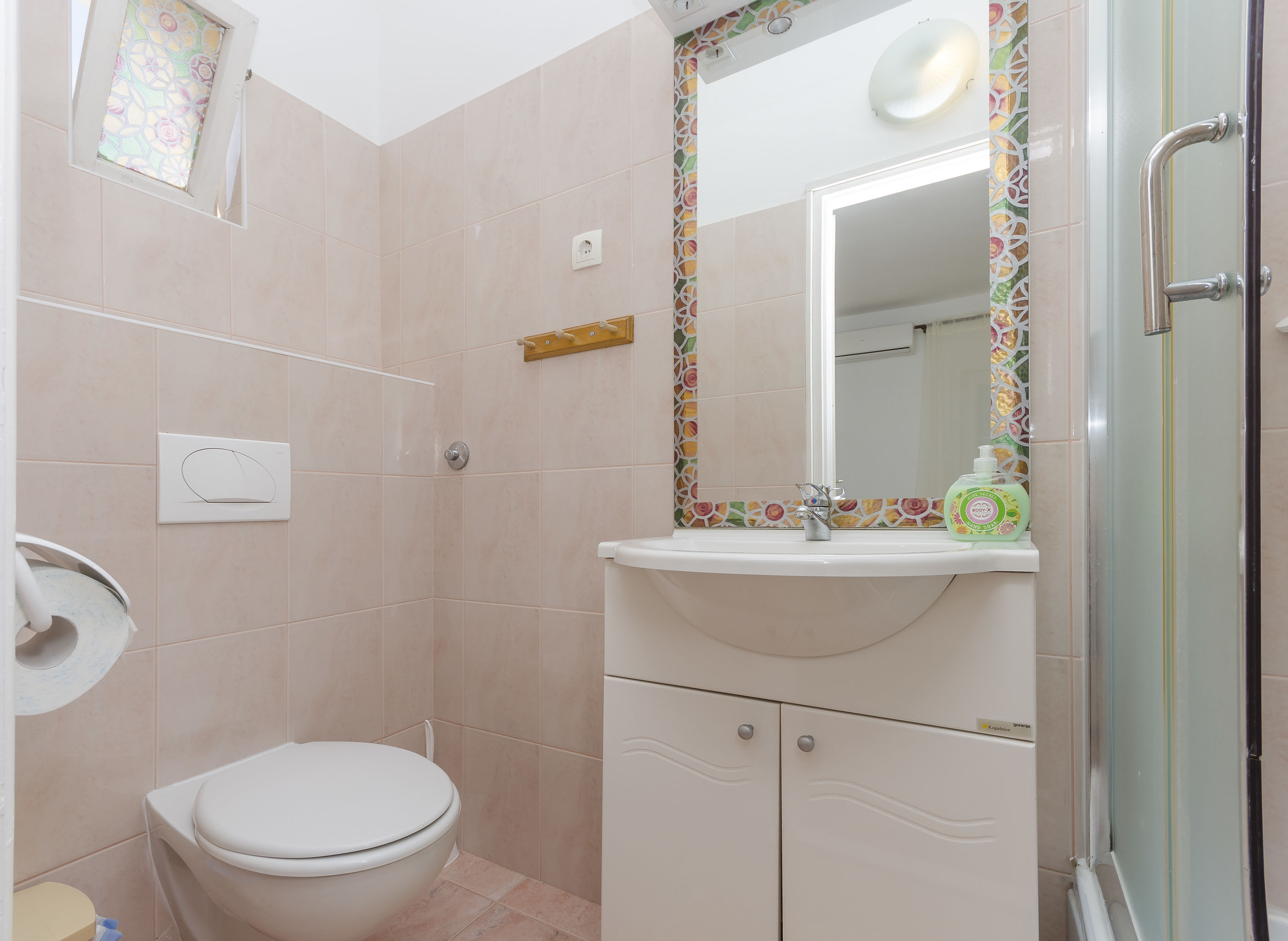 Apartments and Rooms Bepina 28141-S1