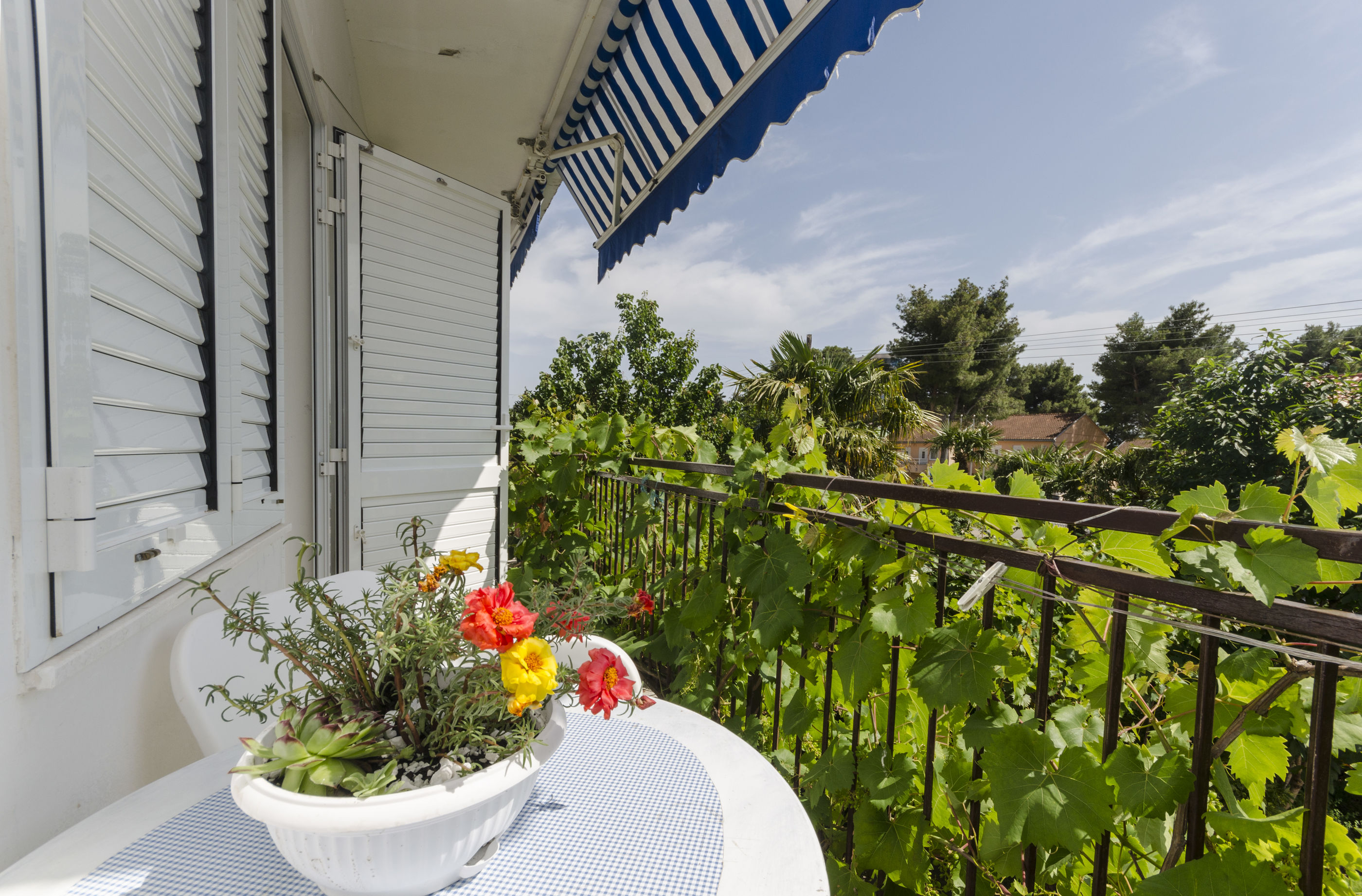Apartments and Rooms Bepina 28141-S1