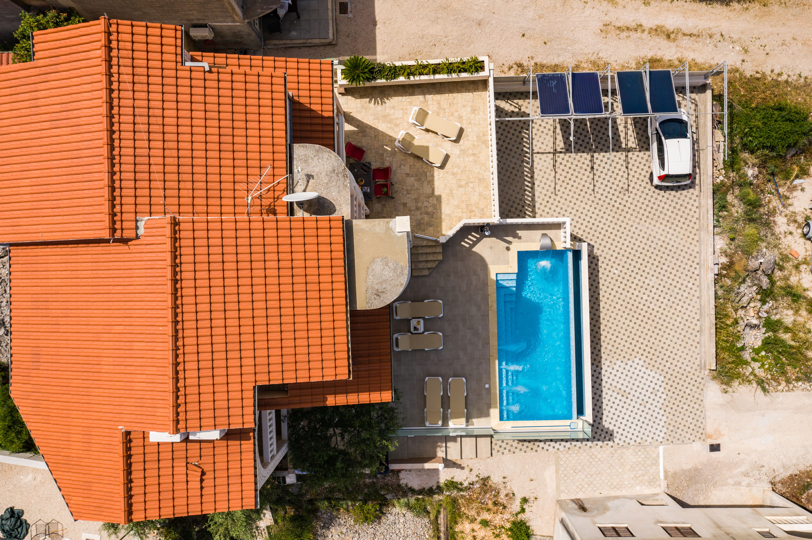 Apartments Ksenija 27231-A1