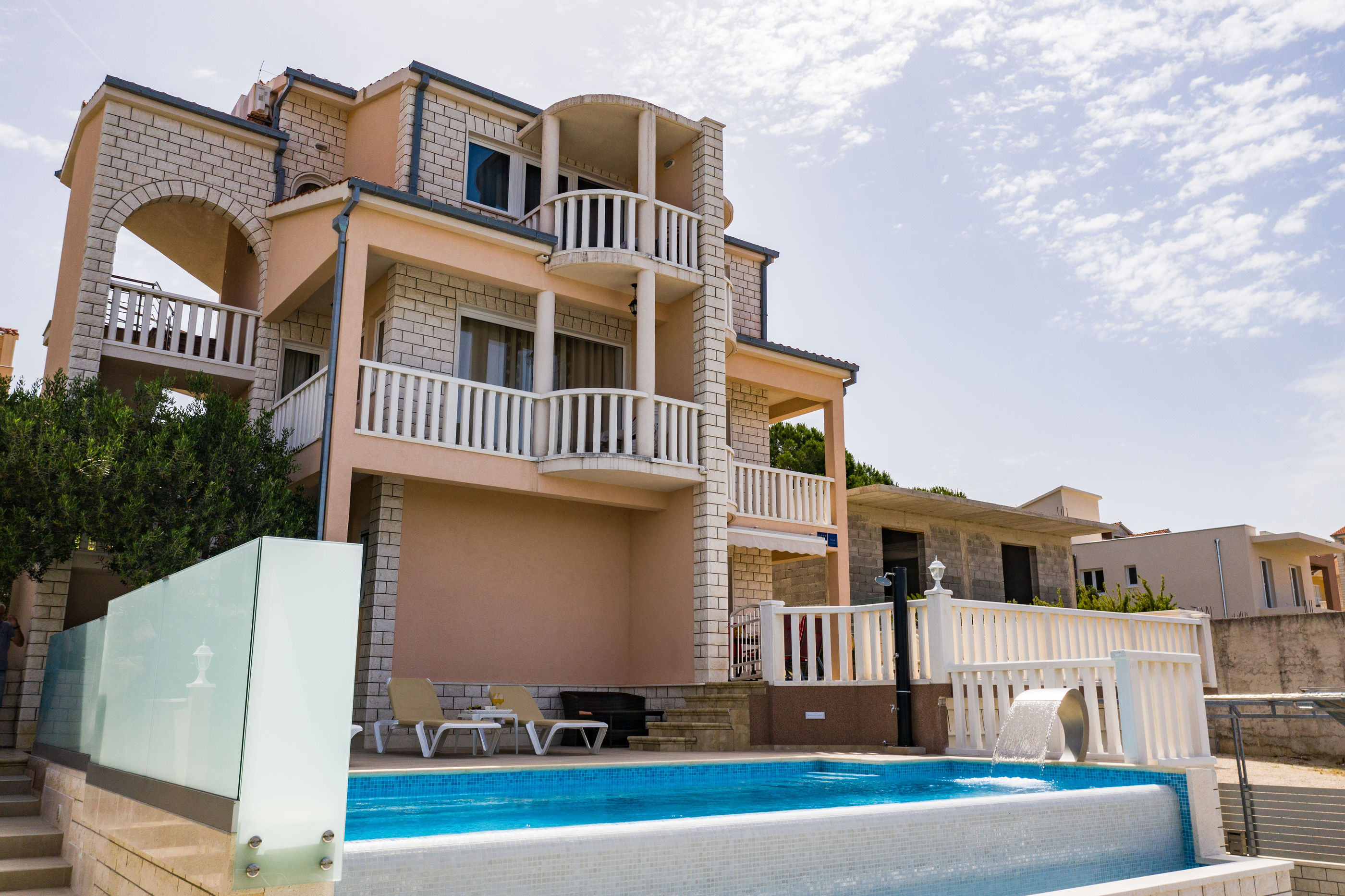 Apartments Ksenija 27231-A1