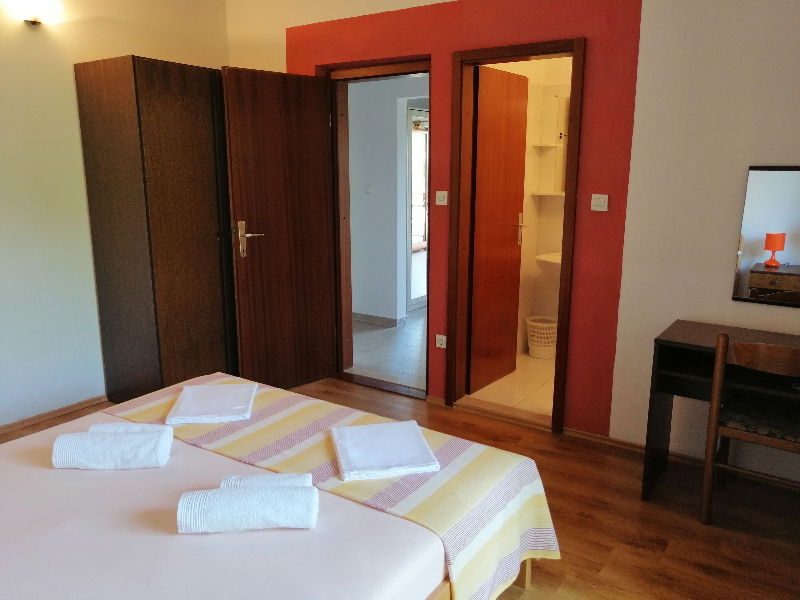 Apartments and Room Carić 57991-A2