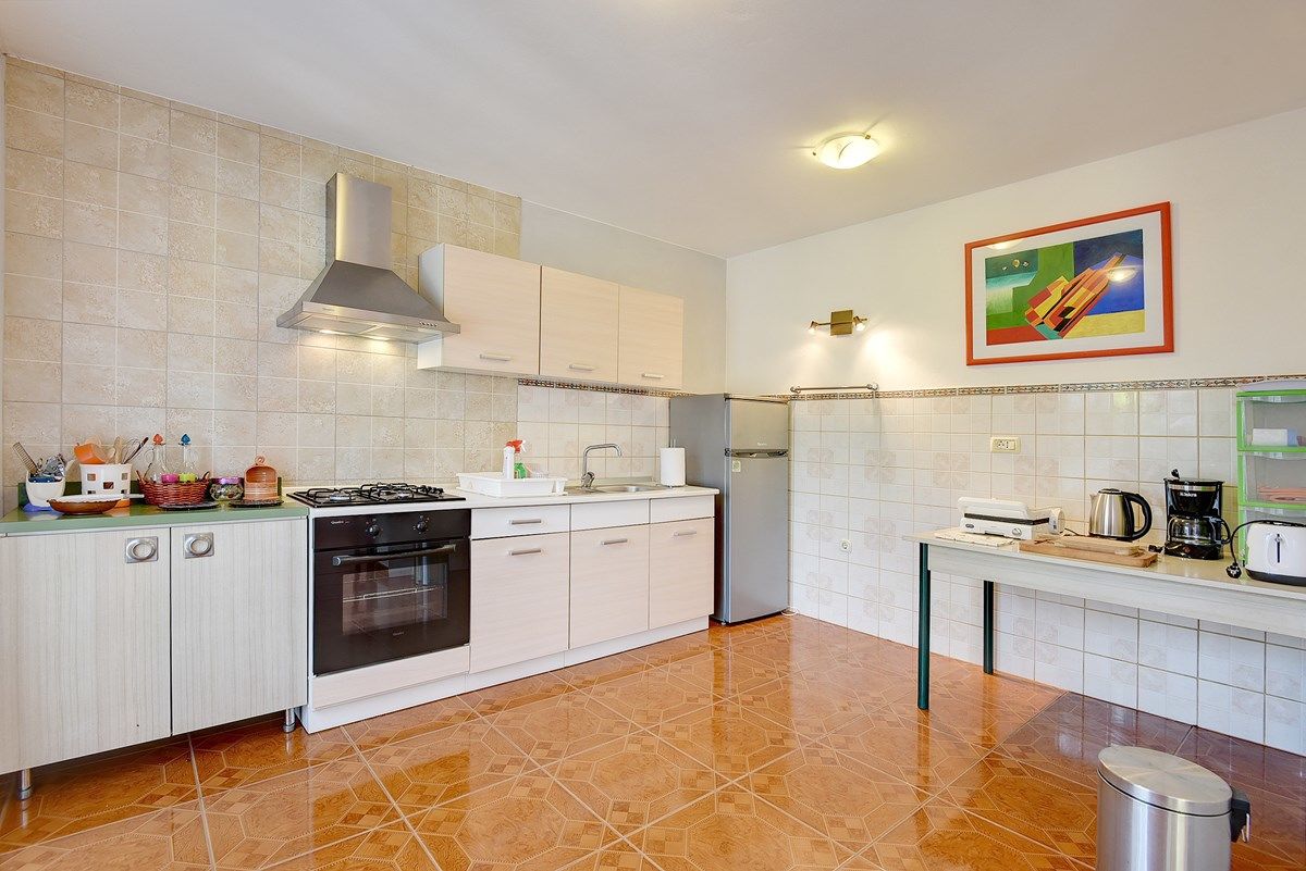 Casa Milat 73994-A1