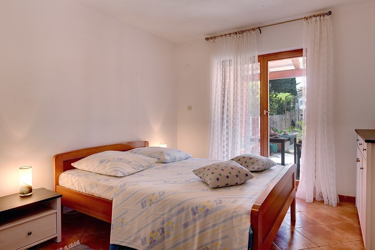 Casa Milat 73994-A1
