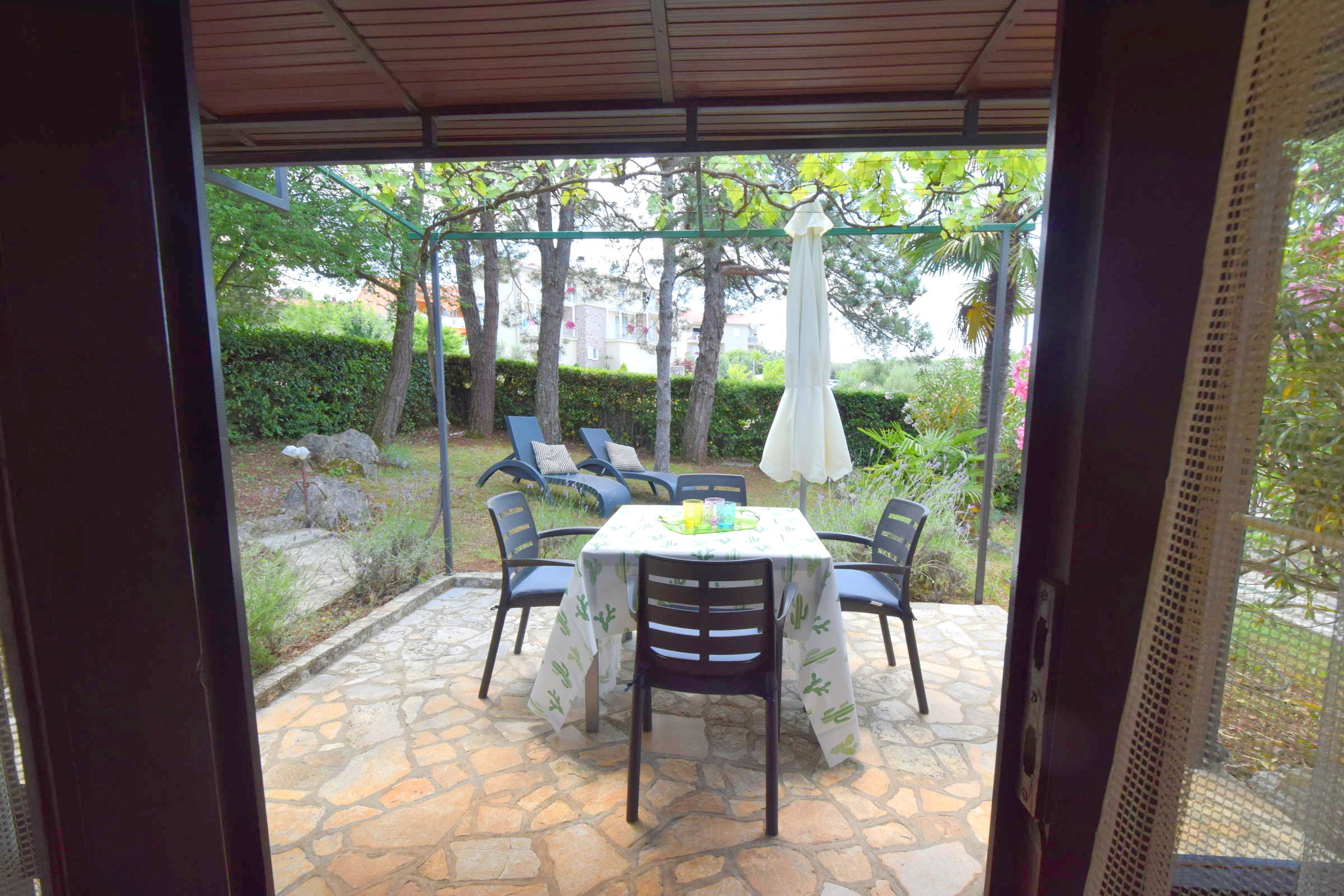 Apartments Ivka-rozalija 62351-A1