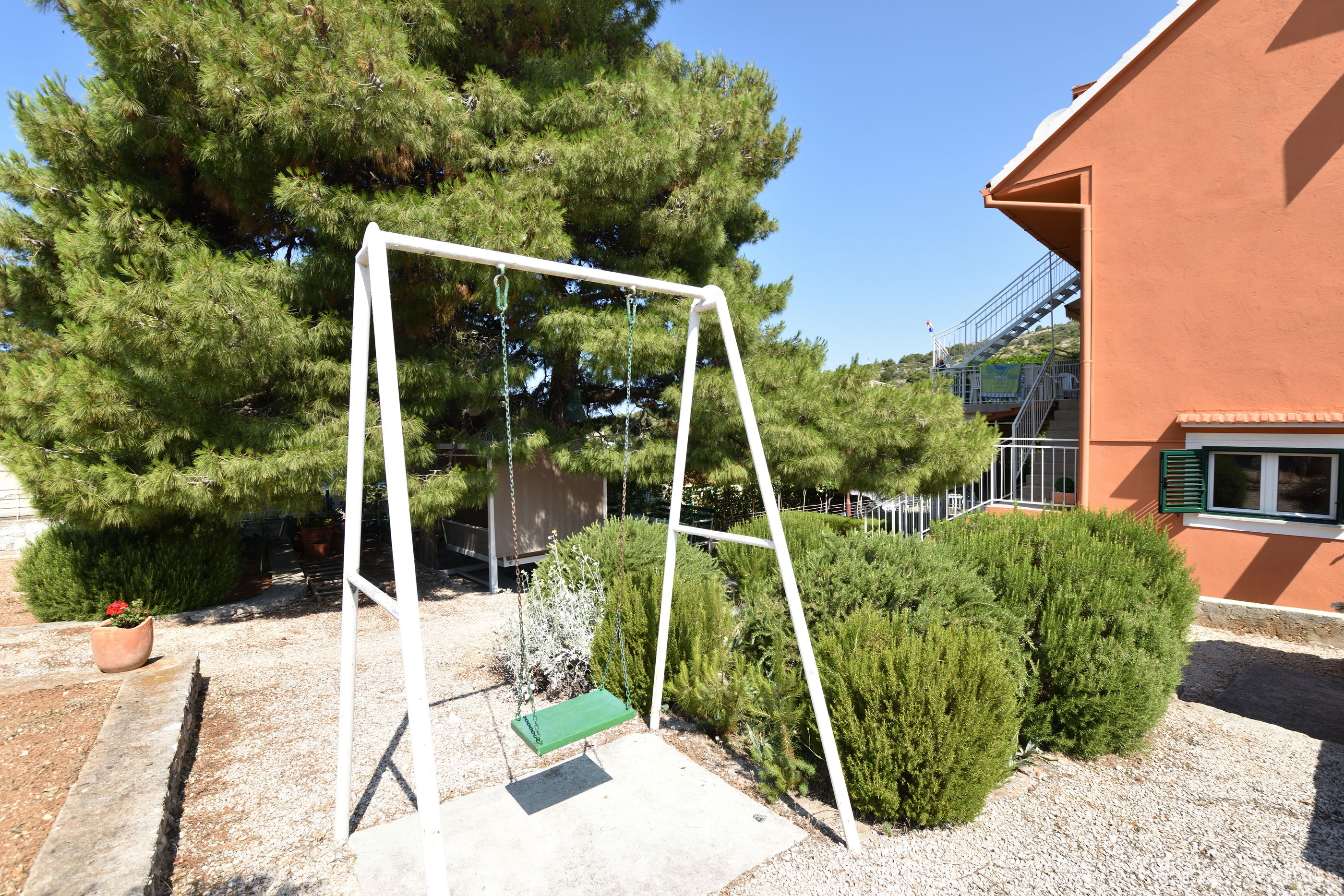 Apartments 2M 70951-A1