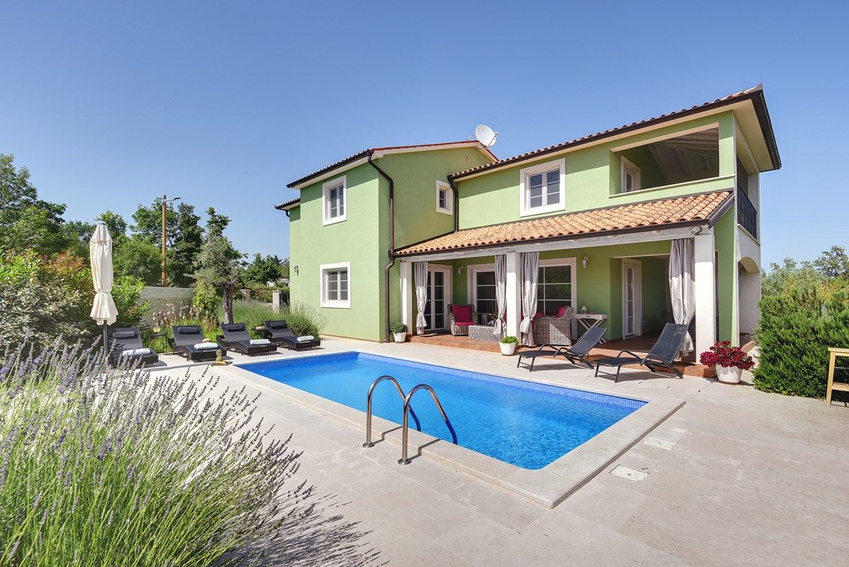 Villa Oliva 74019-K1