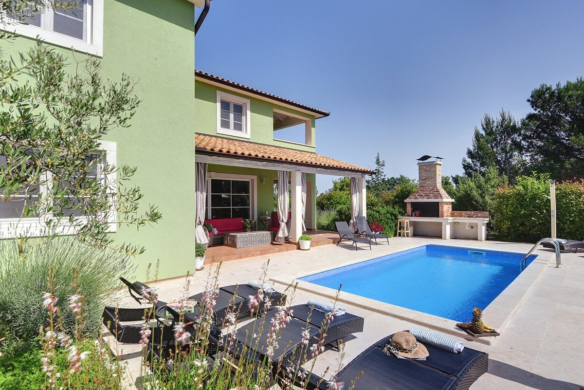 Villa Oliva 74019-K1