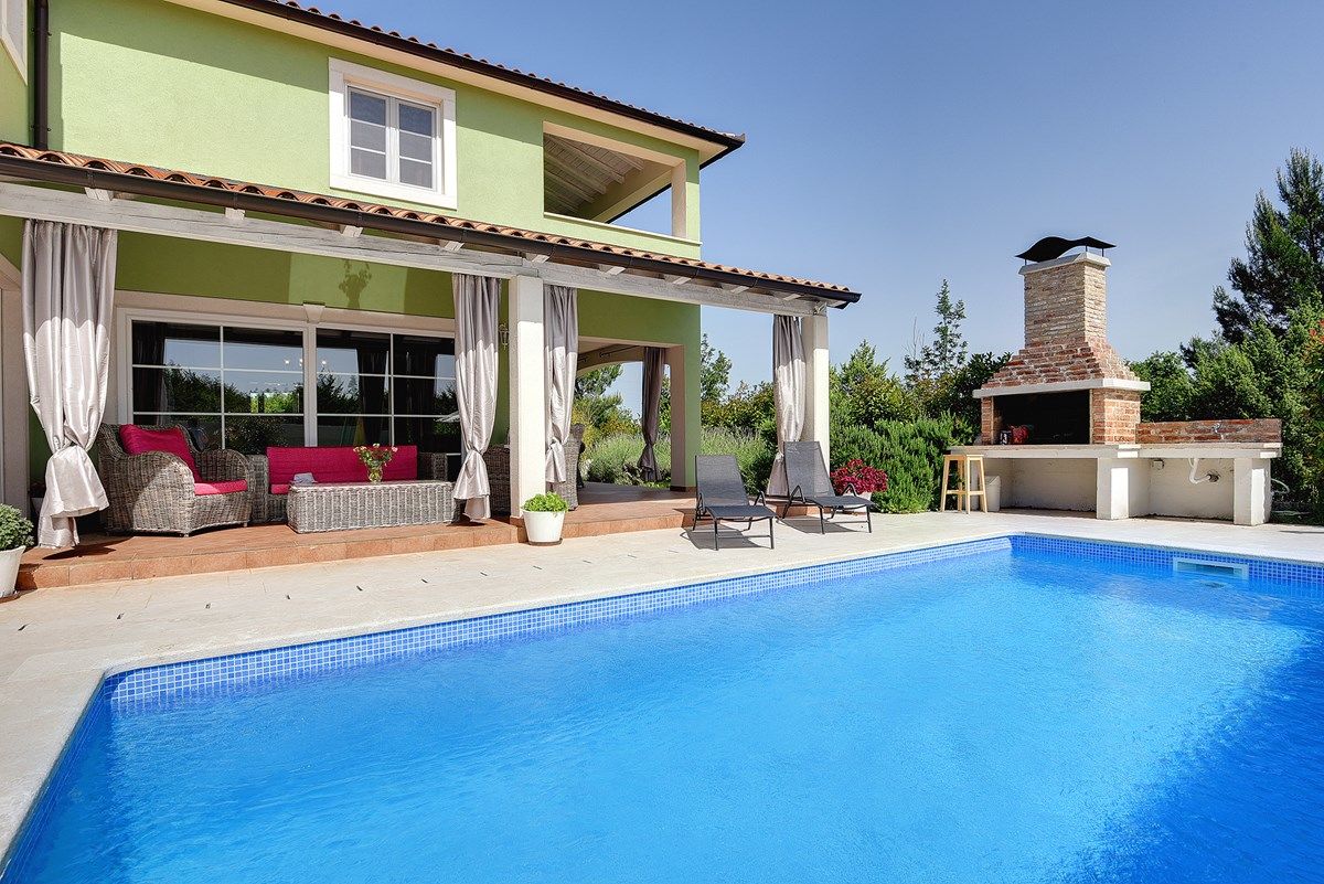 Villa Oliva 74019-K1
