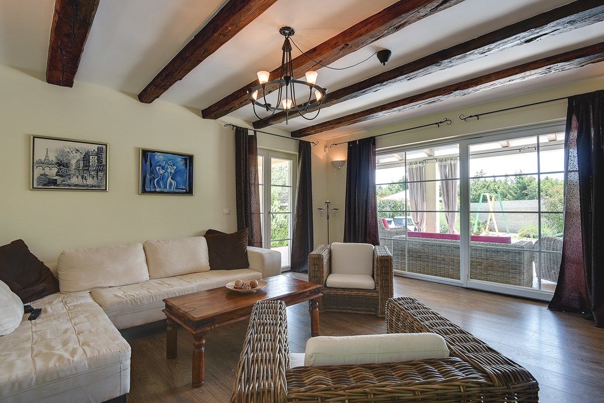 Villa Oliva 74019-K1